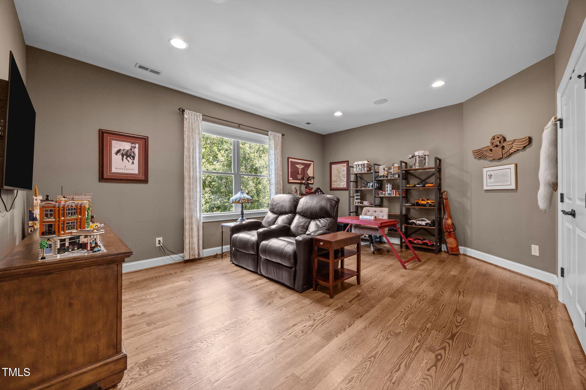 Apex, North Carolina, 27502, United States, 5 Bedrooms Bedrooms, ,4 BathroomsBathrooms,Residential,For Sale,1901280
