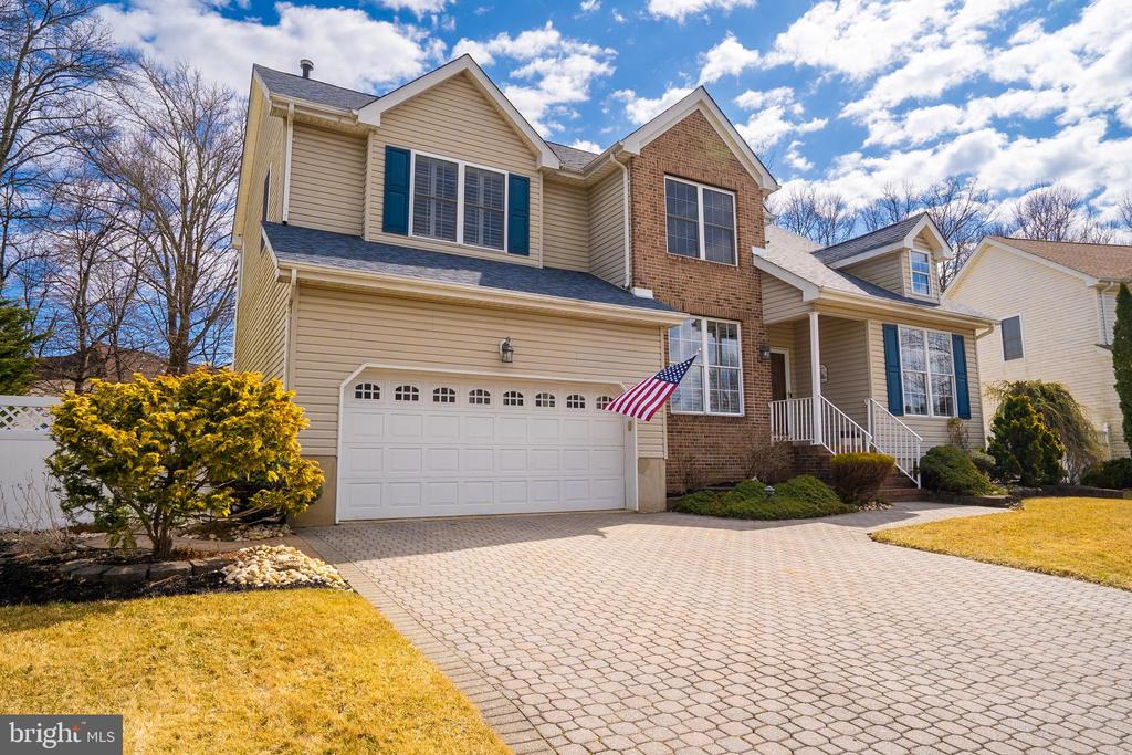 Monmouth Junction, New Jersey, 08852, United States, 4 Bedrooms Bedrooms, ,3 BathroomsBathrooms,Residential,For Sale,1869569