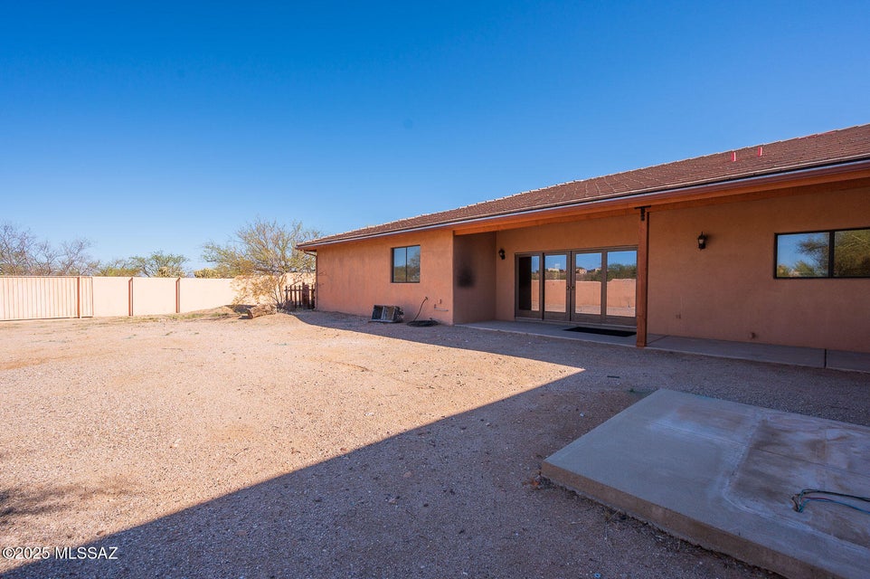 Tucson, Arizona, 85747, United States, 4 Bedrooms Bedrooms, ,4 BathroomsBathrooms,Residential,For Sale,1978909