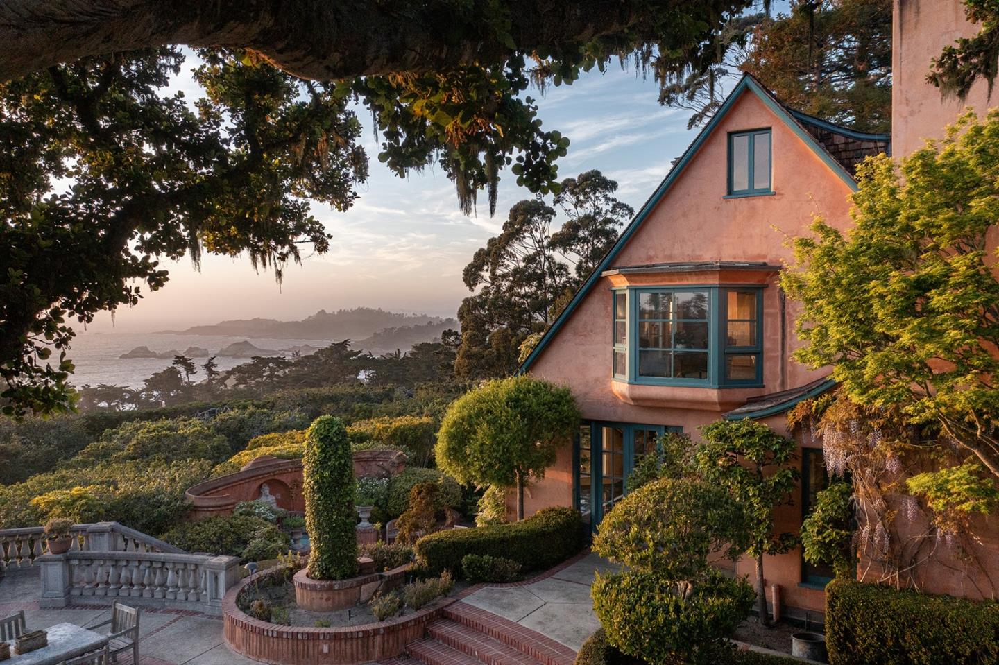 Carmel, California, 93923, United States, 4 Bedrooms Bedrooms, ,5 BathroomsBathrooms,Residential,For Sale,1819241