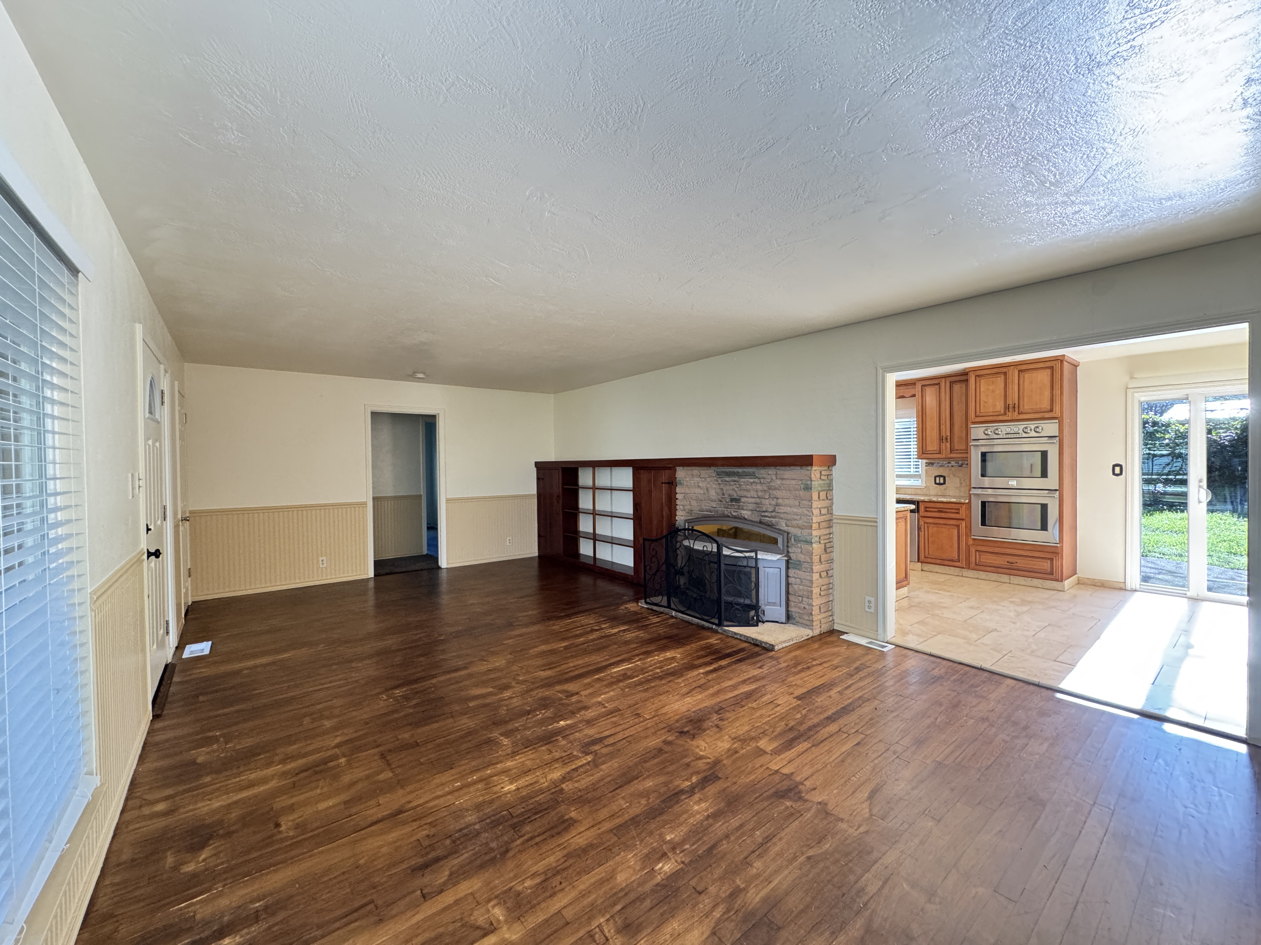 Ukiah, California, 95482, United States, 3 Bedrooms Bedrooms, ,2 BathroomsBathrooms,Residential,For Sale,1845270