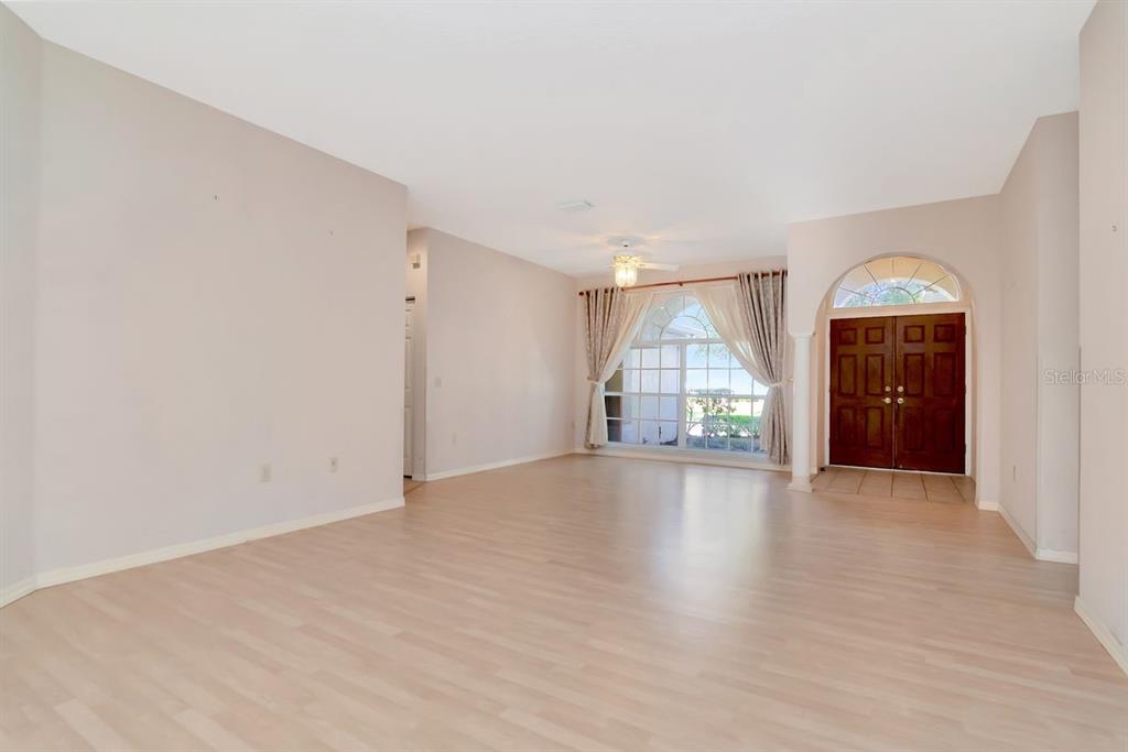 Oldsmar, Florida, 34677, United States, 4 Bedrooms Bedrooms, ,3 BathroomsBathrooms,Residential,For Sale,1998851