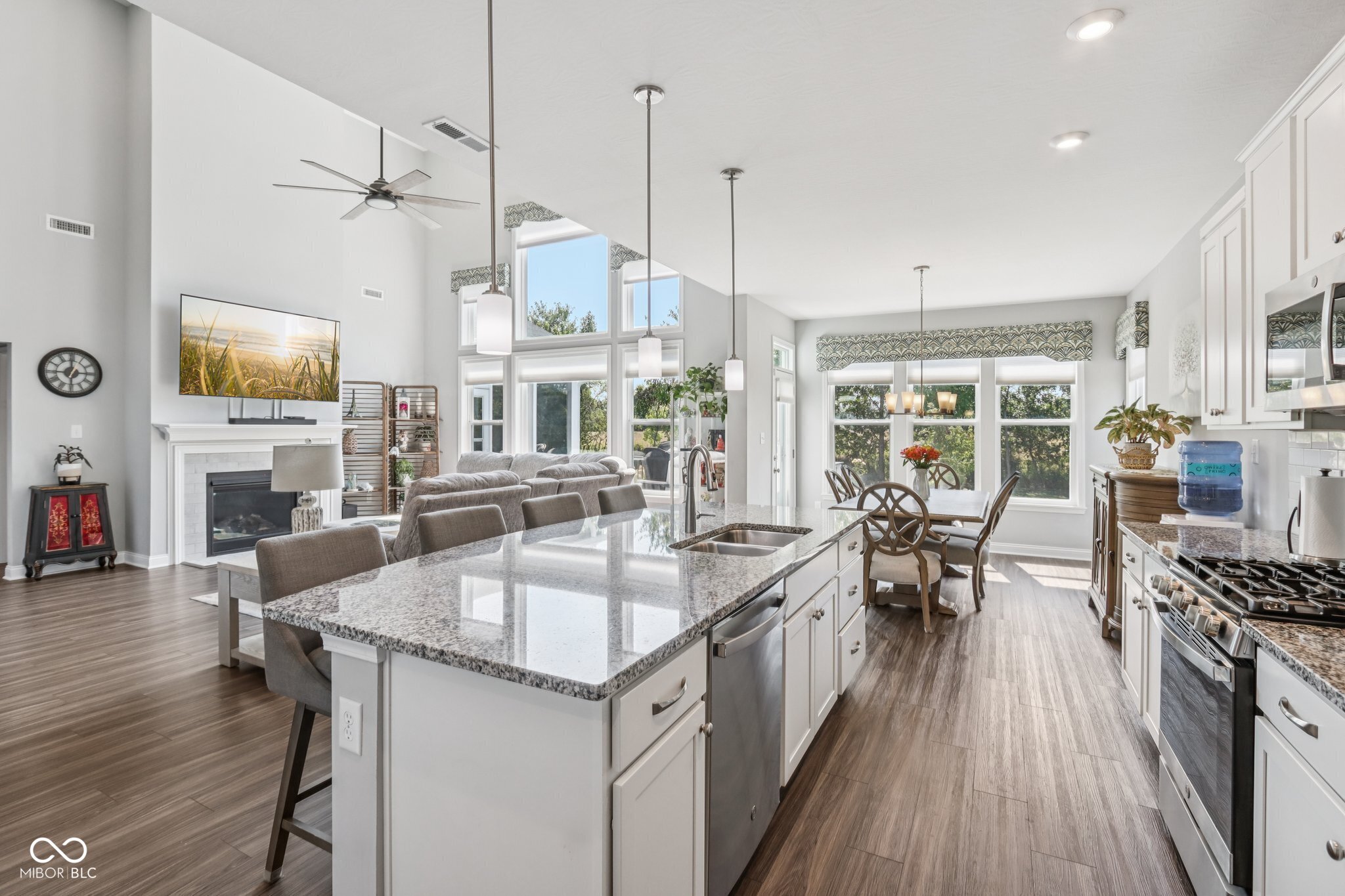 Mccordsville, Indiana, 46055, United States, 4 Bedrooms Bedrooms, ,3 BathroomsBathrooms,Residential,For Sale,1974771