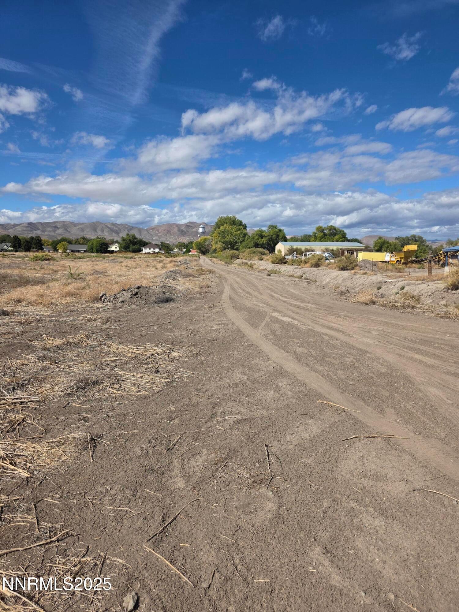 Yerington, Nevada, 89447, United States, ,Residential,For Sale,1987717