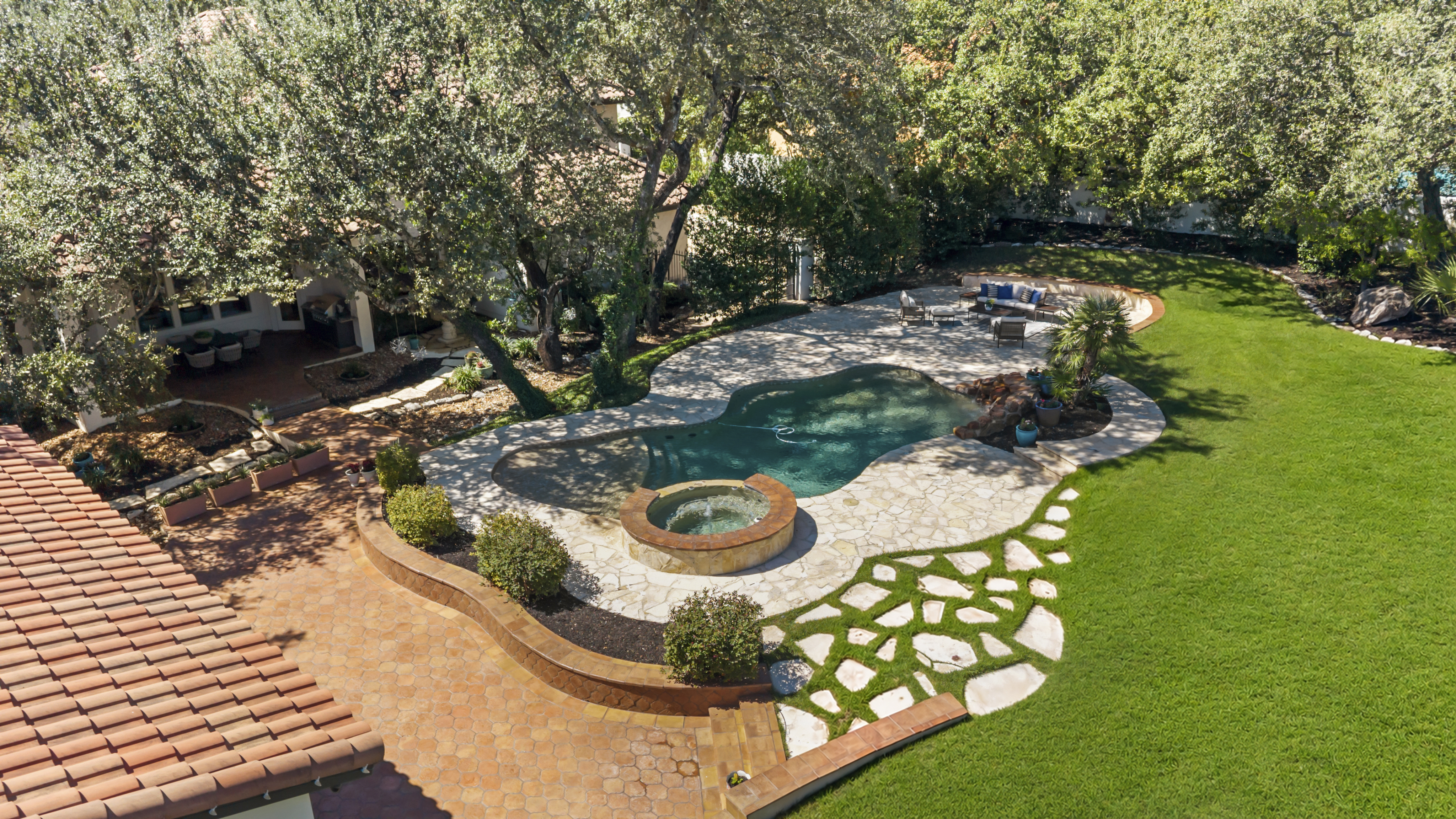  Custom Estate with Pool House - 物件實景