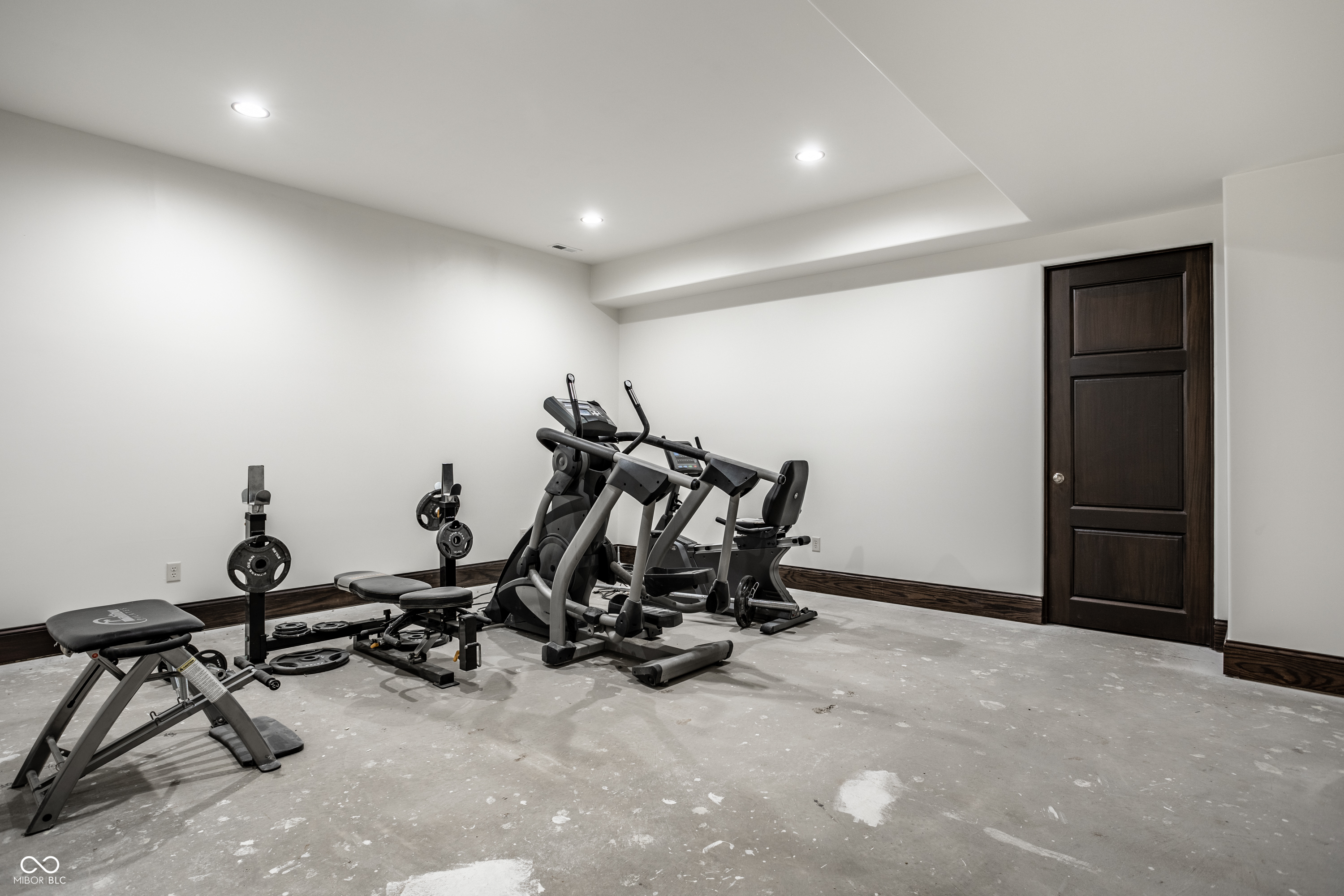 Zionsville, Indiana, 46077, United States, 5 Bedrooms Bedrooms, ,9 BathroomsBathrooms,Residential,For Sale,2012395