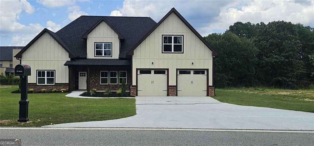 Loganville, Georgia, 30052, United States, 4 Bedrooms Bedrooms, ,4 BathroomsBathrooms,Residential,For Sale,1894991