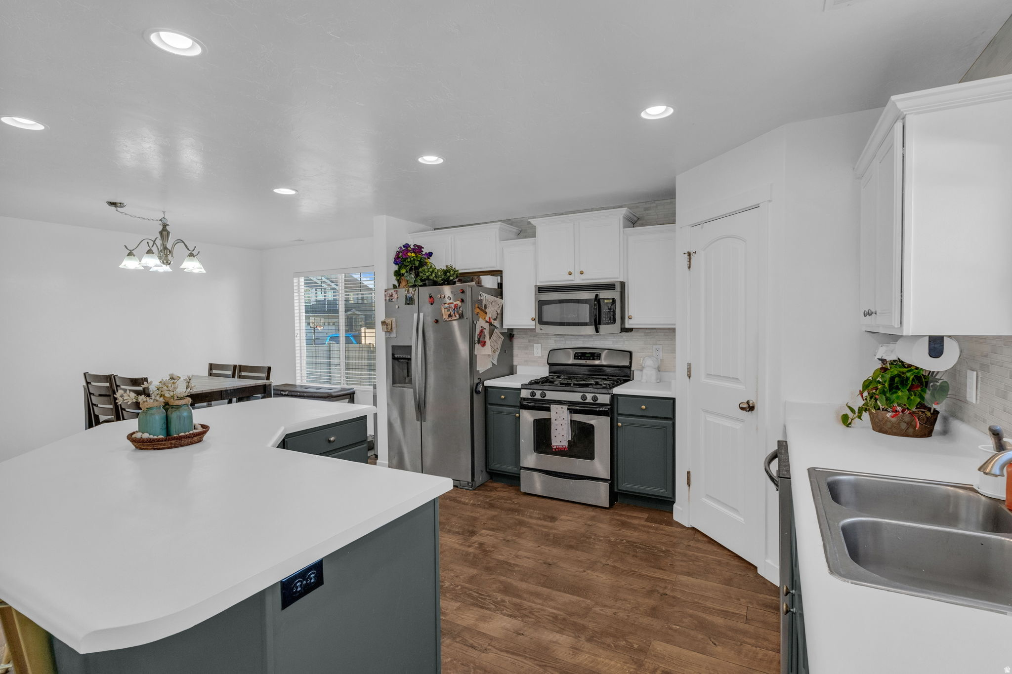 Stansbury Park, Utah, 84074, United States, 4 Bedrooms Bedrooms, ,3 BathroomsBathrooms,Residential,For Sale,1988196