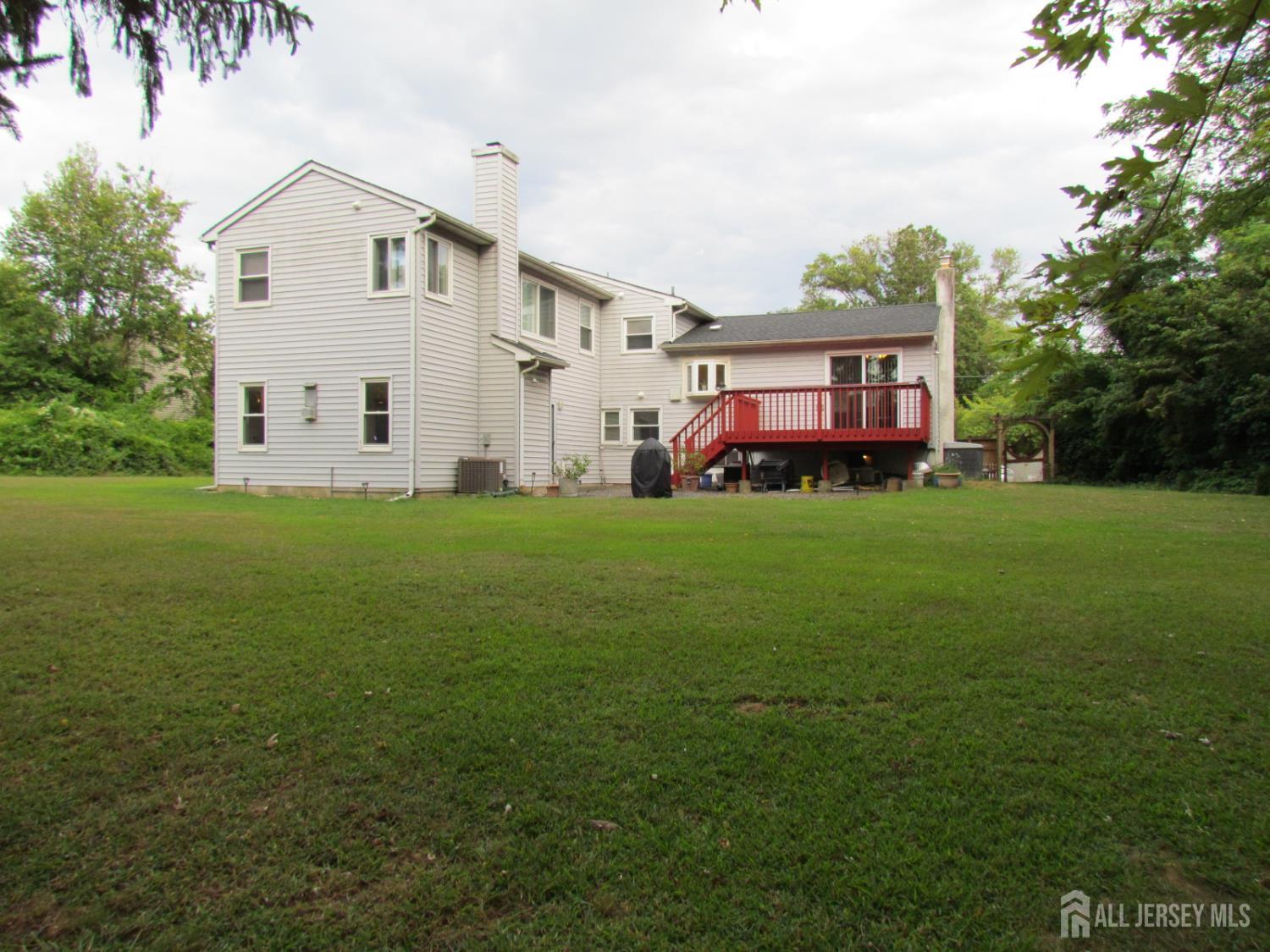 East Brunswick, New Jersey, 08816, United States, 5 Bedrooms Bedrooms, ,3 BathroomsBathrooms,Residential,For Sale,1933394