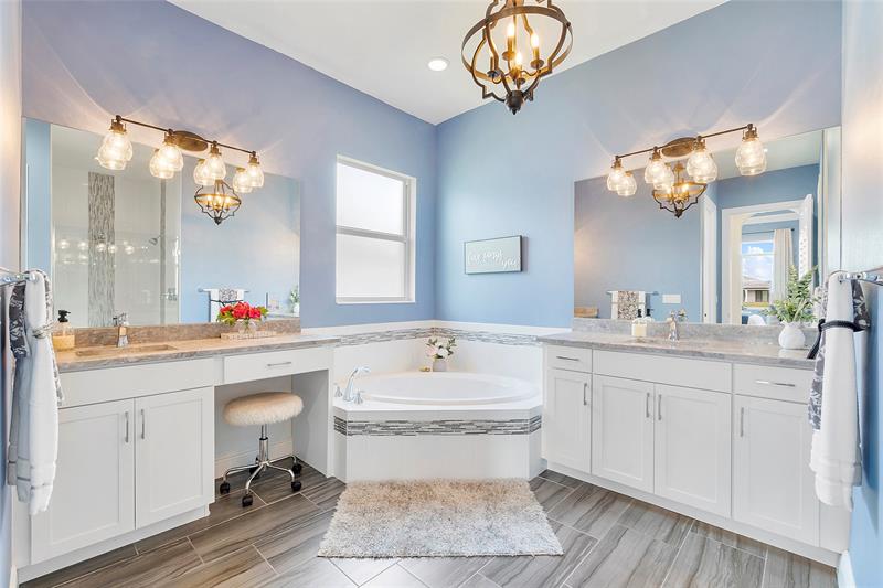 Port St Lucie, Florida, 34987, United States, 3 Bedrooms Bedrooms, ,4 BathroomsBathrooms,Residential,For Sale,1760847