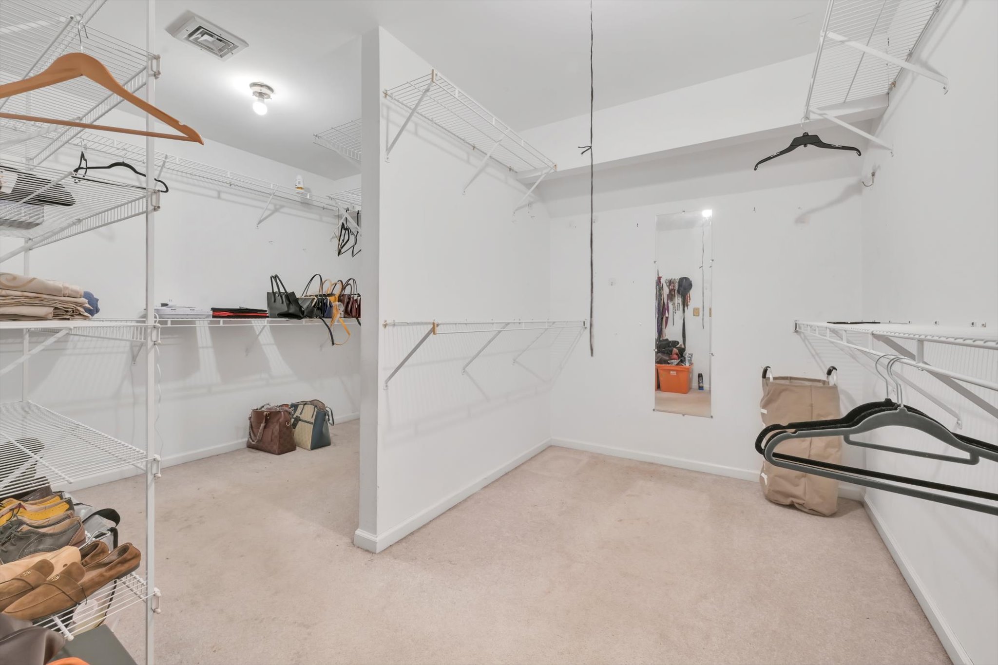 Orwigsburg, Pennsylvania, 17961, United States, 5 Bedrooms Bedrooms, ,4 BathroomsBathrooms,Residential,For Sale,1995162