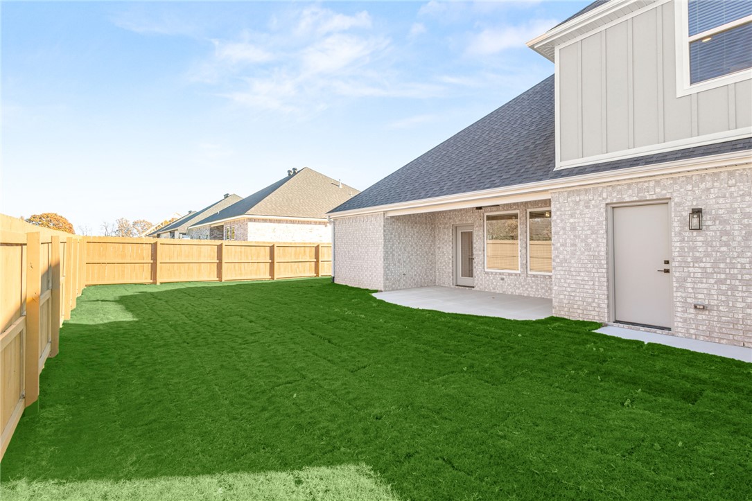 Centerton, Arkansas, 72719, United States, 4 Bedrooms Bedrooms, ,4 BathroomsBathrooms,Residential,For Sale,1991183