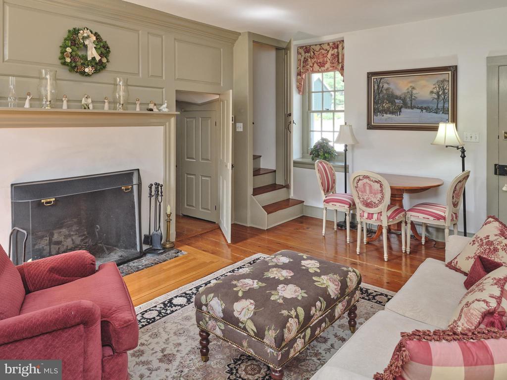 Newtown, Pennsylvania, 18940, United States, 4 Bedrooms Bedrooms, ,4 BathroomsBathrooms,Residential,For Sale,1995554