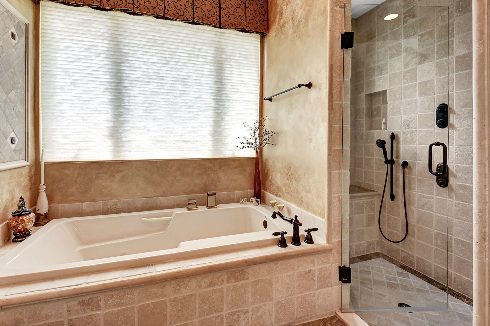 Boynton Beach, Florida, 33472, United States, 3 Bedrooms Bedrooms, ,3 BathroomsBathrooms,Residential,For Sale,1872172