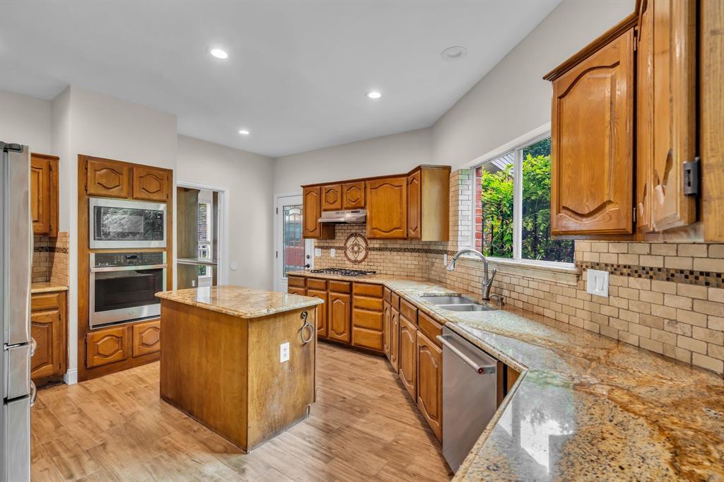 Grapevine, Texas, 76051, United States, 4 Bedrooms Bedrooms, ,4 BathroomsBathrooms,Residential,For Sale,1943655