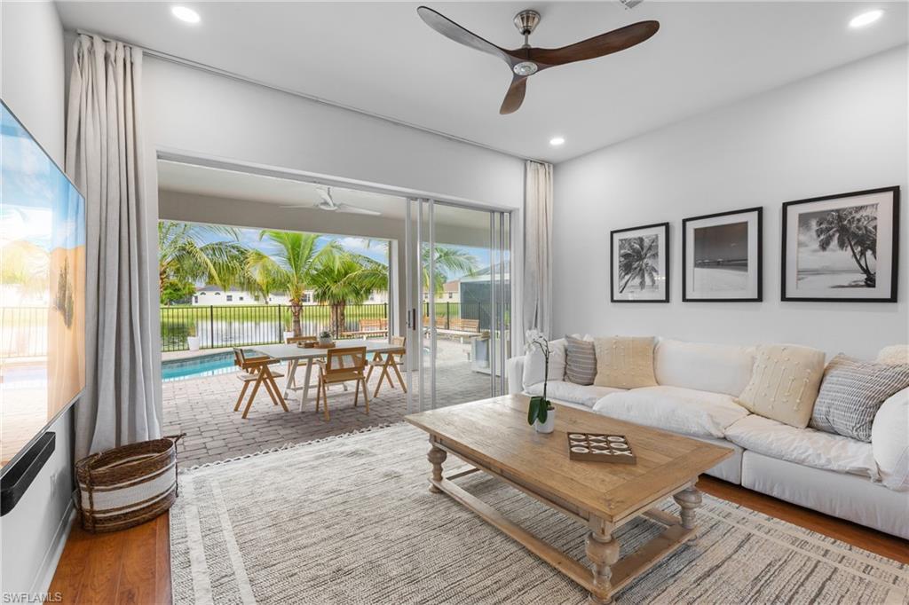 Fort Myers, Florida, 33967, United States, 3 Bedrooms Bedrooms, ,2 BathroomsBathrooms,Residential,For Sale,1940924