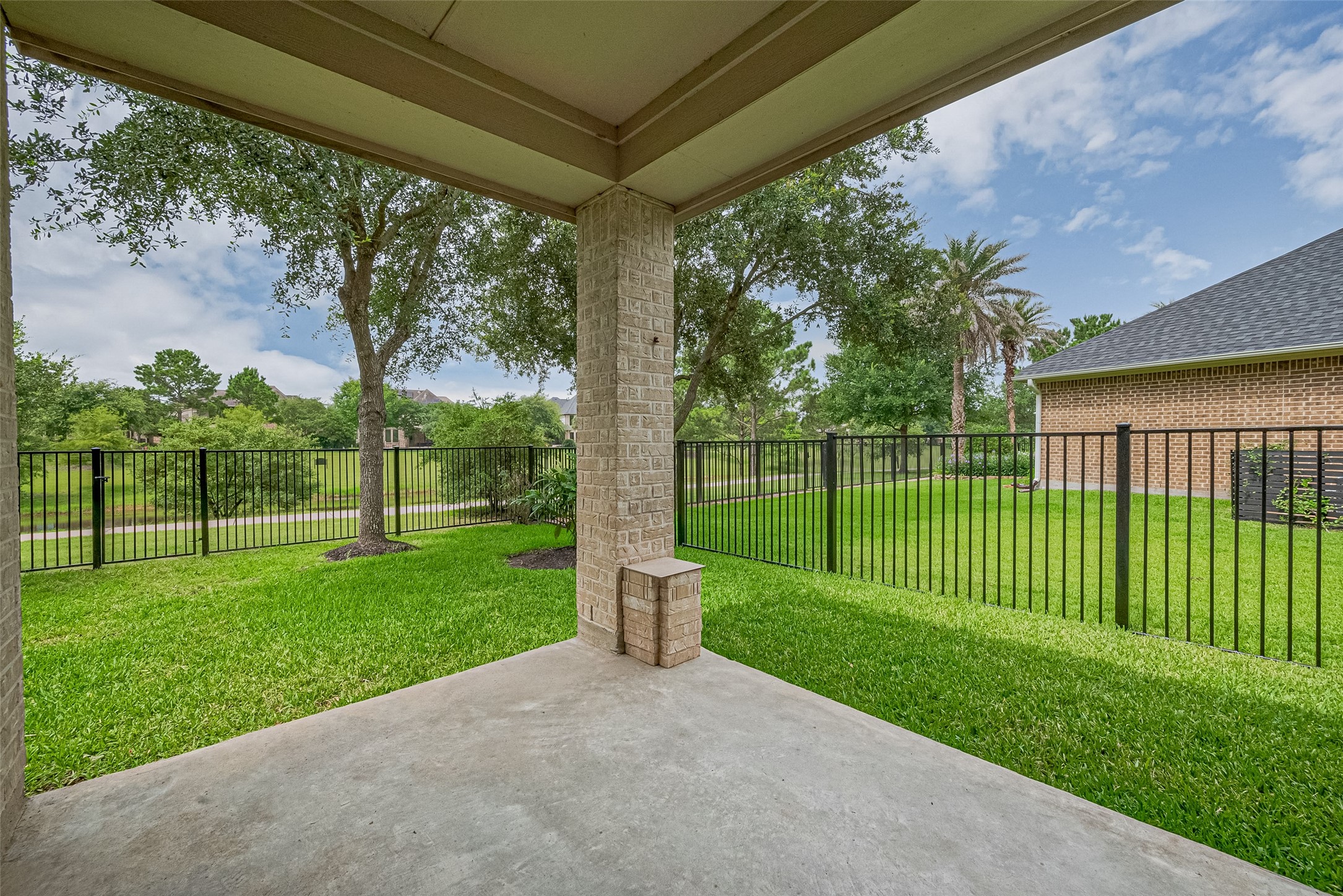 Cypress, Texas, 77433, United States, 5 Bedrooms Bedrooms, ,5 BathroomsBathrooms,Residential,For Sale,1998963