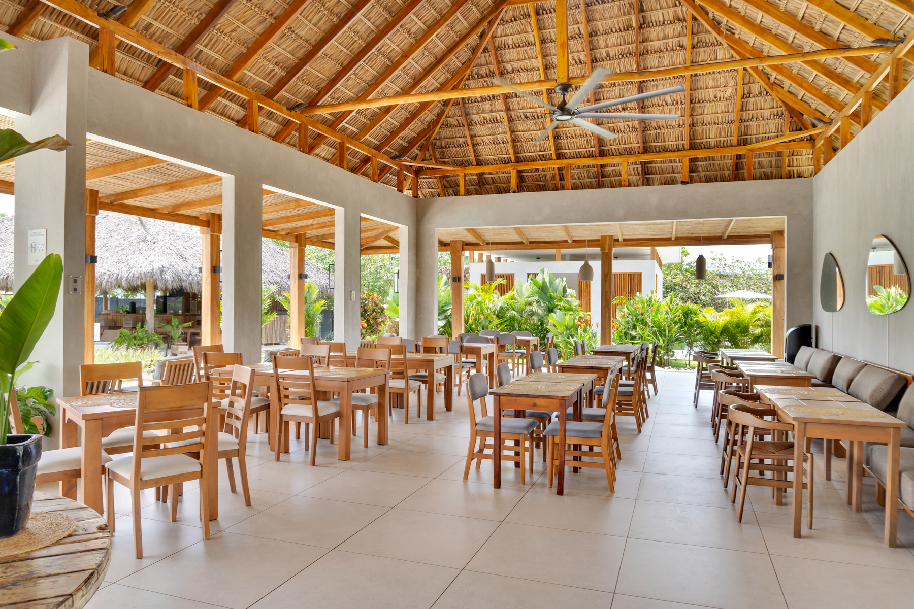 Playa Hermosa, Puntarenas, 61101, CR, 4 Bedrooms Bedrooms, ,3 BathroomsBathrooms,Residential,For Sale,1995563