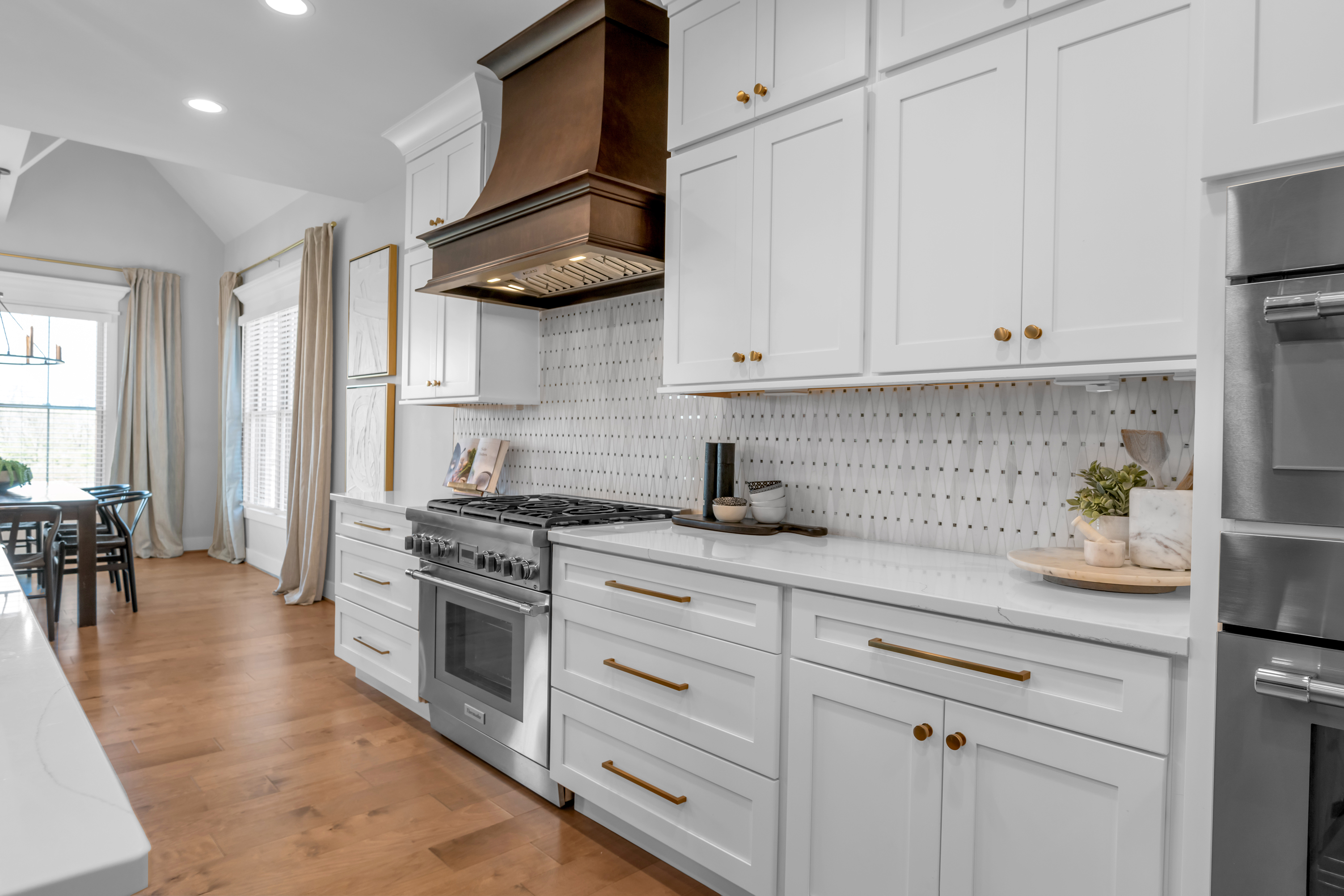  2429 Lorenzo Way - 物件實景