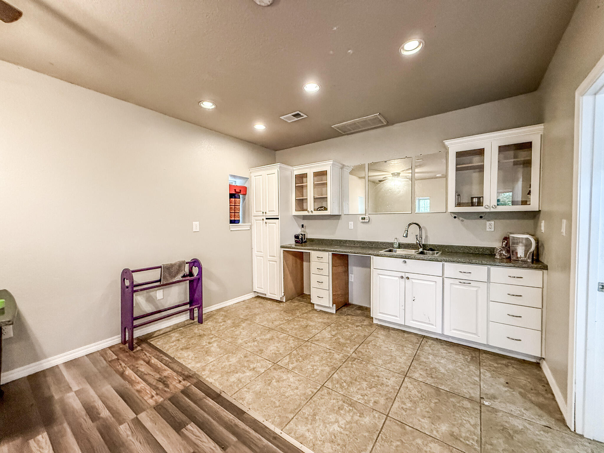 Crestview, Florida, 32539, United States, 4 Bedrooms Bedrooms, ,4 BathroomsBathrooms,Residential,For Sale,1907625