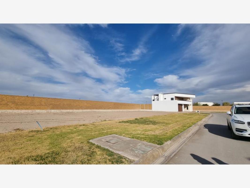 CARDOS, Torreón, Coahuila de Zaragoza, 27105, Mexico, 1 Bedroom Bedrooms, ,Residential,For Sale,CARDOS,1623183
