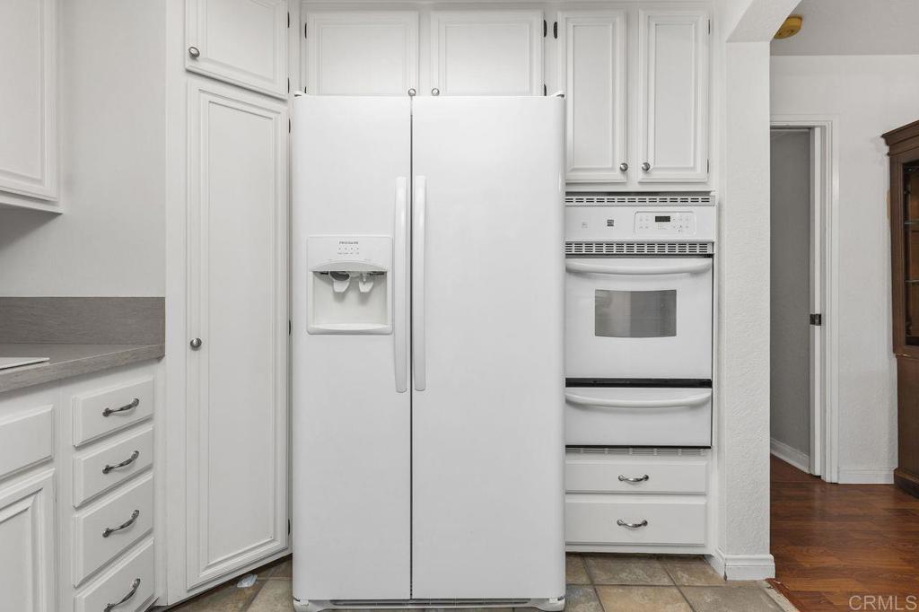 Vista, California, 92081, United States, 2 Bedrooms Bedrooms, ,2 BathroomsBathrooms,Residential,For Sale,1989582