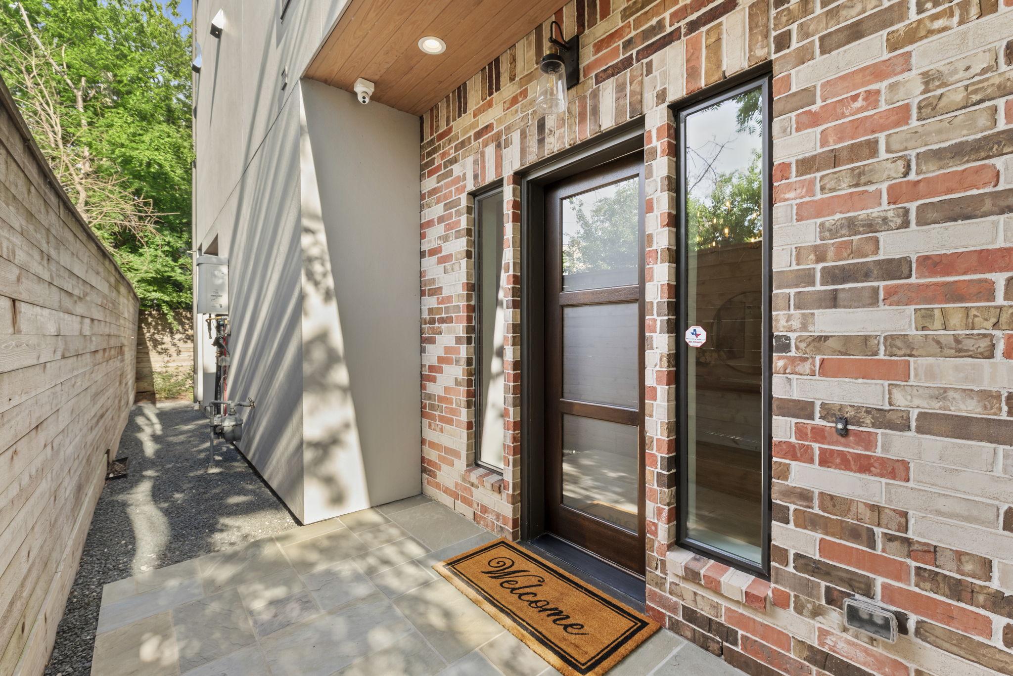 Houston, Texas, 77098, United States, 3 Bedrooms Bedrooms, ,4 BathroomsBathrooms,Residential,For Sale,1975759