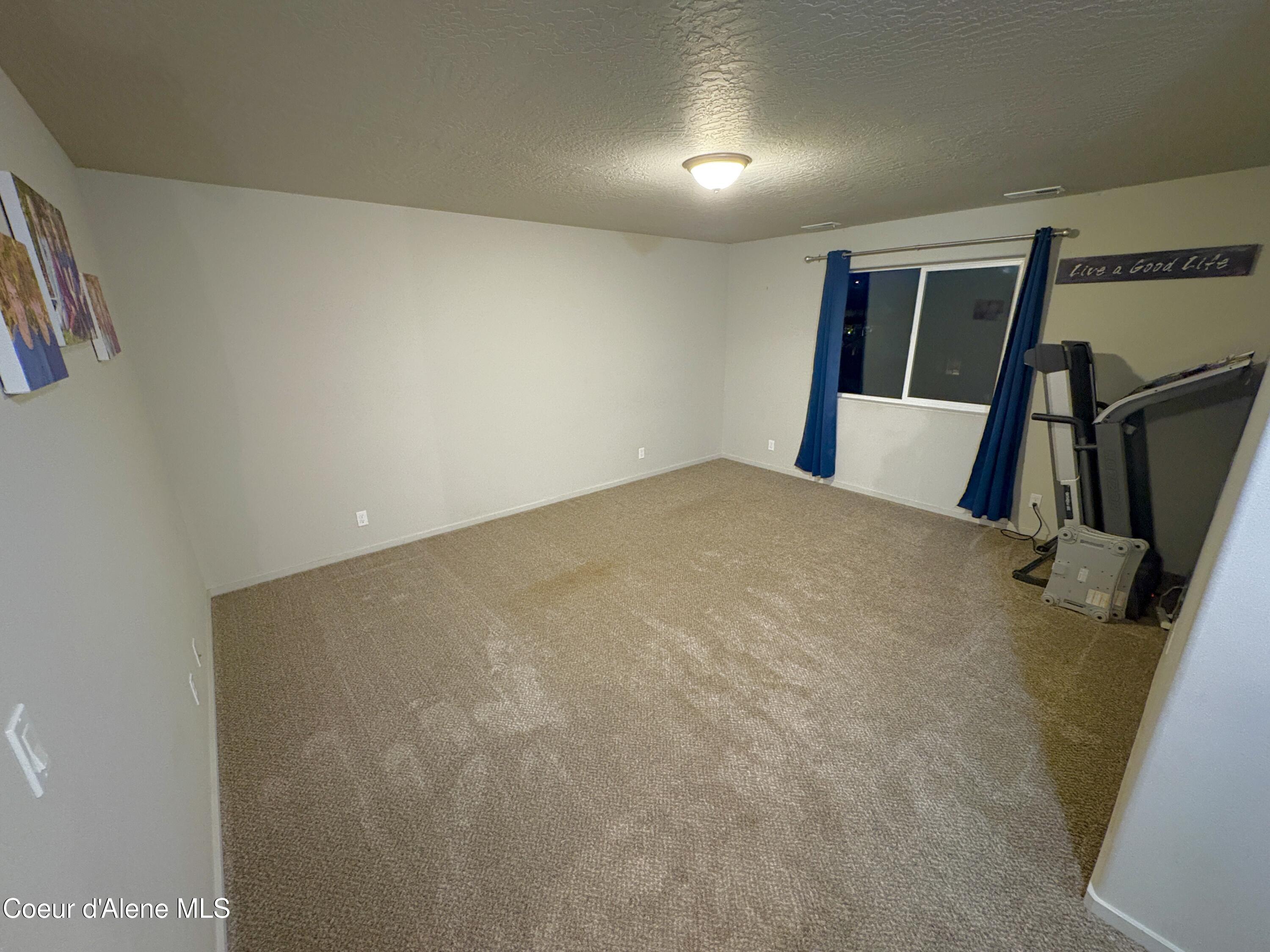 Post Falls, Idaho, 83854, United States, 3 Bedrooms Bedrooms, ,3 BathroomsBathrooms,Residential,For Sale,1998715