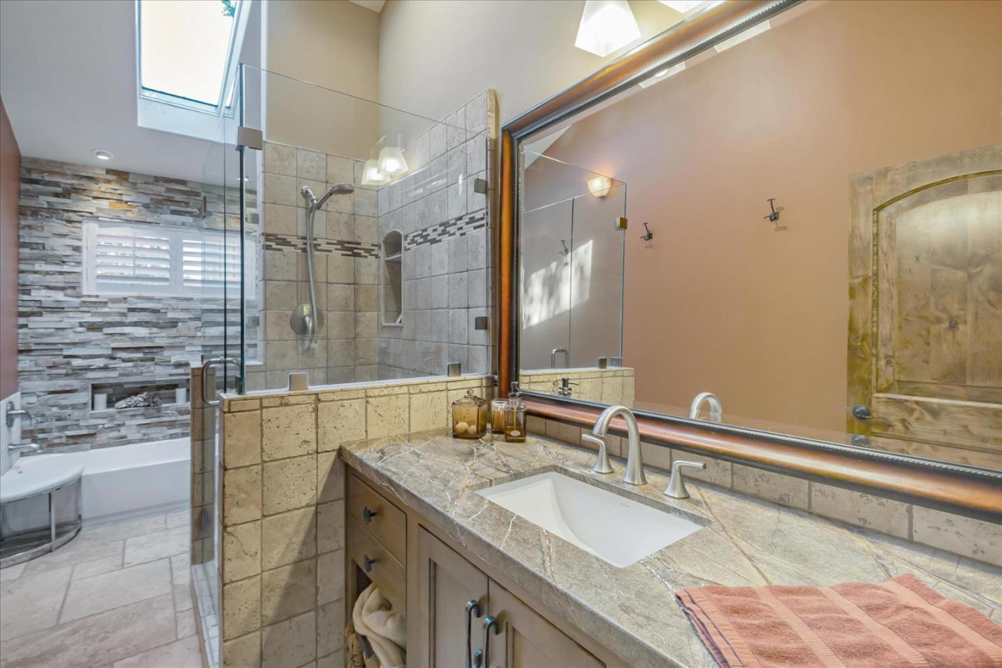 San Jose, California, 95125, United States, 5 Bedrooms Bedrooms, ,3 BathroomsBathrooms,Residential,For Sale,1911321