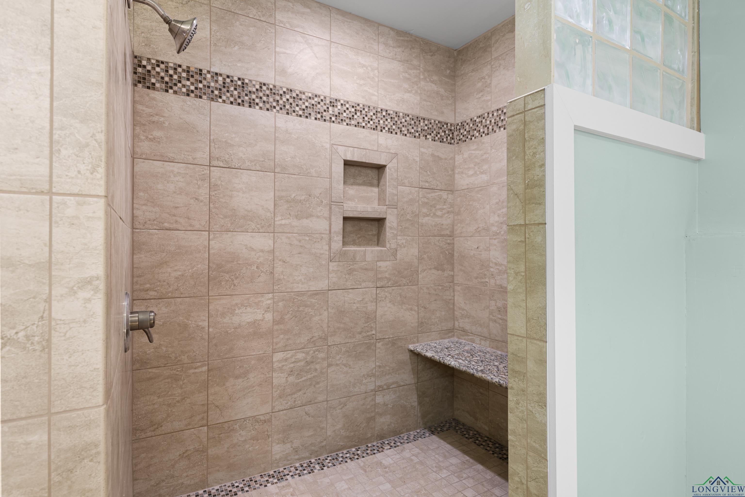 Jefferson, Texas, 75657, United States, 4 Bedrooms Bedrooms, ,5 BathroomsBathrooms,Residential,For Sale,1868474