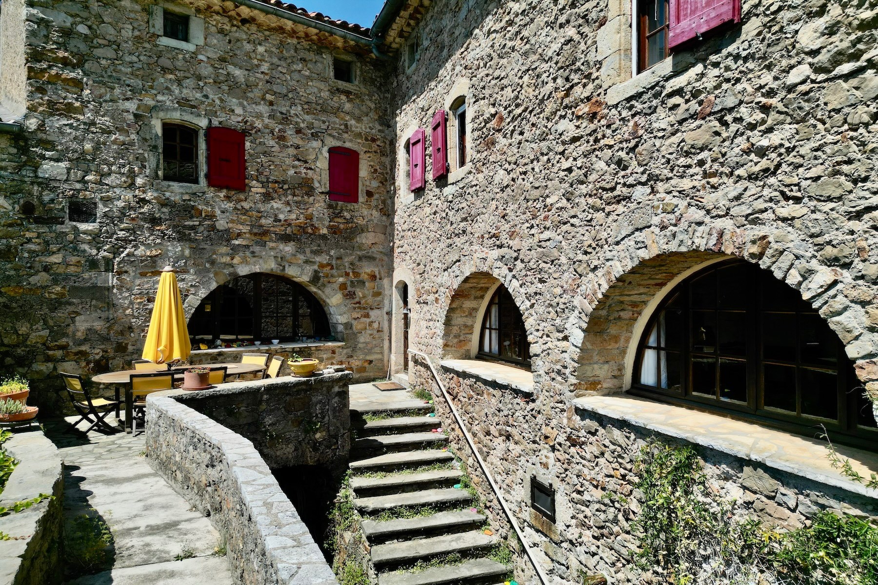  Exceptional 20-hectare estate – A true hamlet in a dominant position - 物件實景