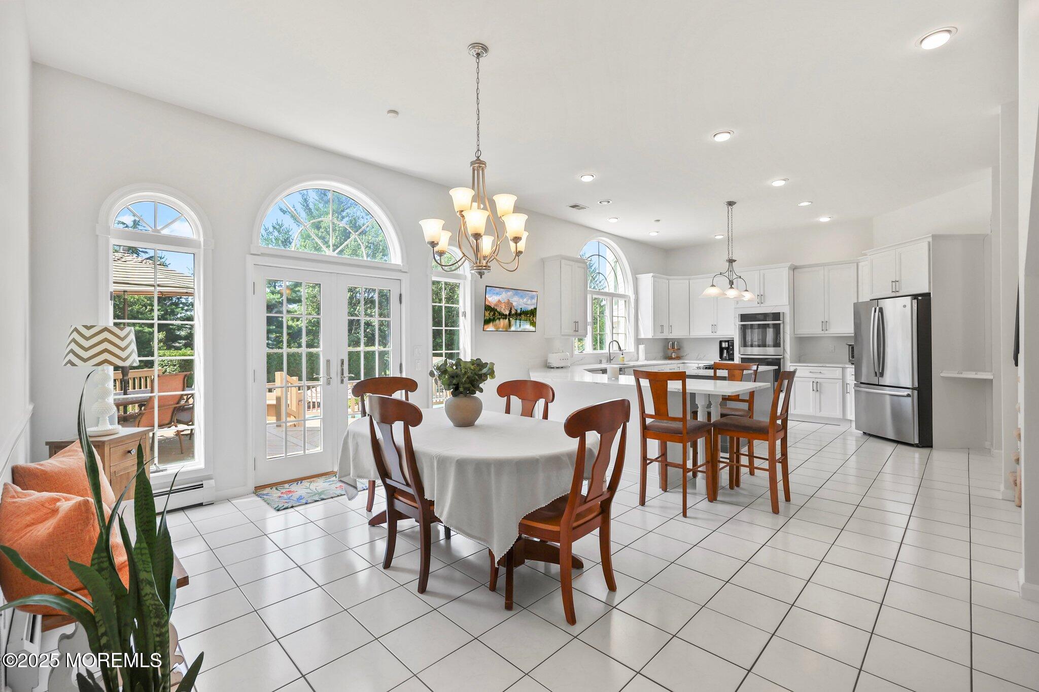 Manalapan, New Jersey, 07726, United States, 5 Bedrooms Bedrooms, ,7 BathroomsBathrooms,Residential,For Sale,1979083