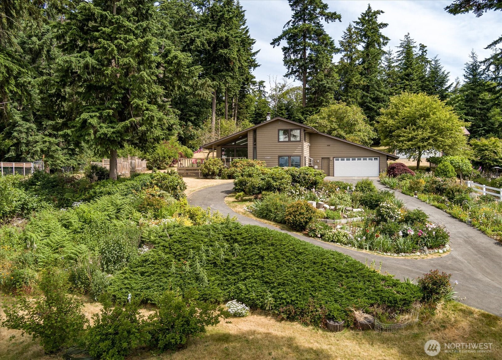 Oak Harbor, Washington, 98277, United States, 3 Bedrooms Bedrooms, ,1 BathroomBathrooms,Residential,For Sale,1868219