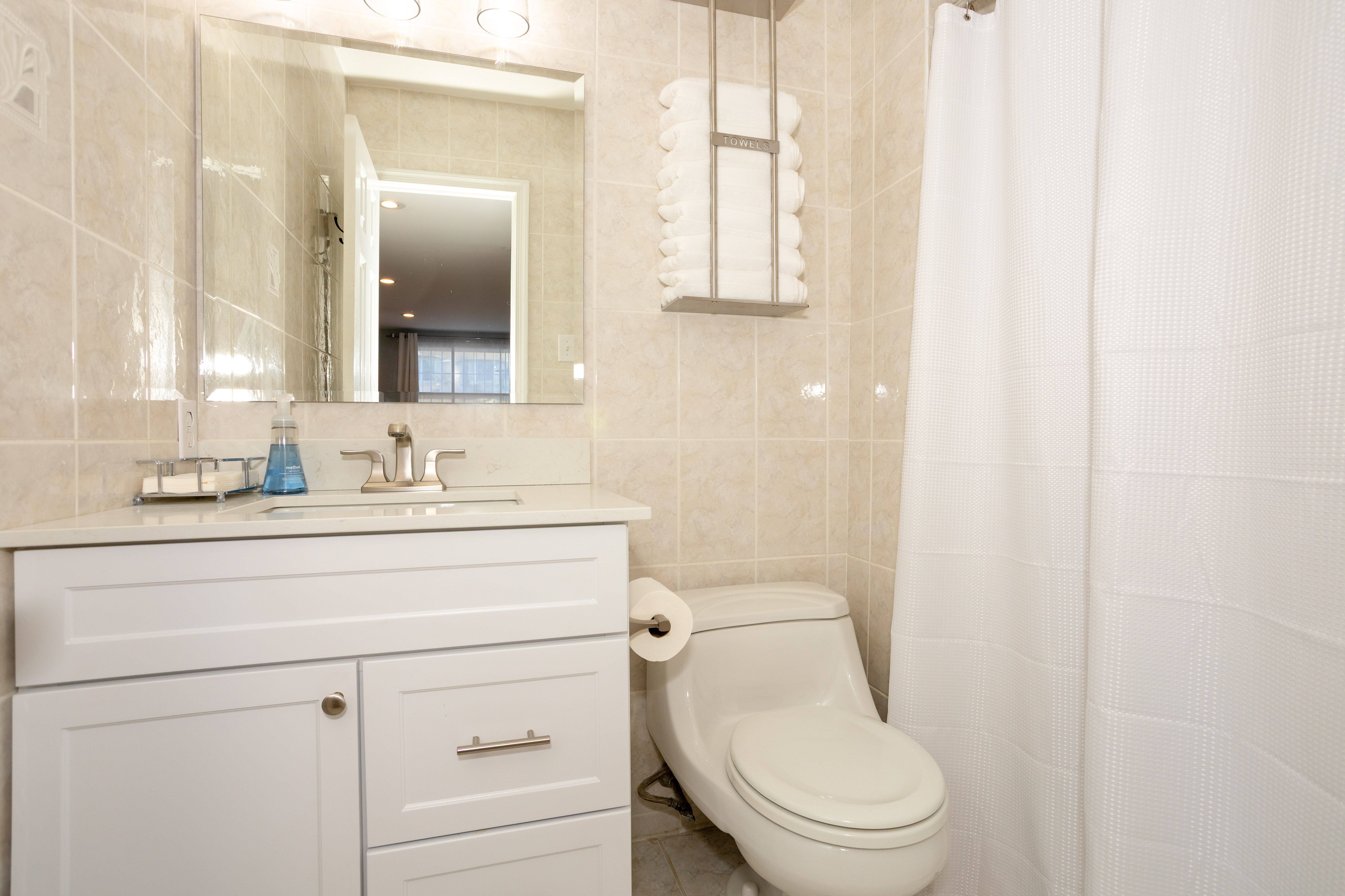 SOUTHAMPTON, Pennsylvania, 18966, United States, 4 Bedrooms Bedrooms, ,3 BathroomsBathrooms,Residential,For Sale,1921859