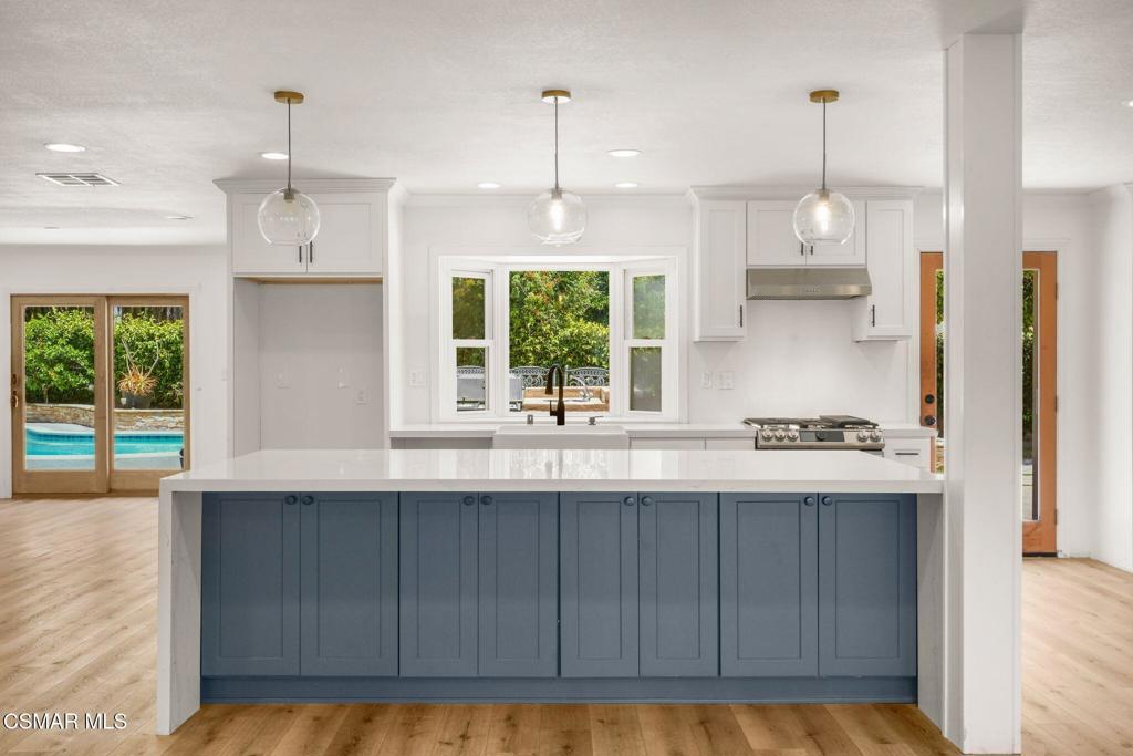 Newbury Park, California, 91320, United States, 5 Bedrooms Bedrooms, ,3 BathroomsBathrooms,Residential,For Sale,1885312
