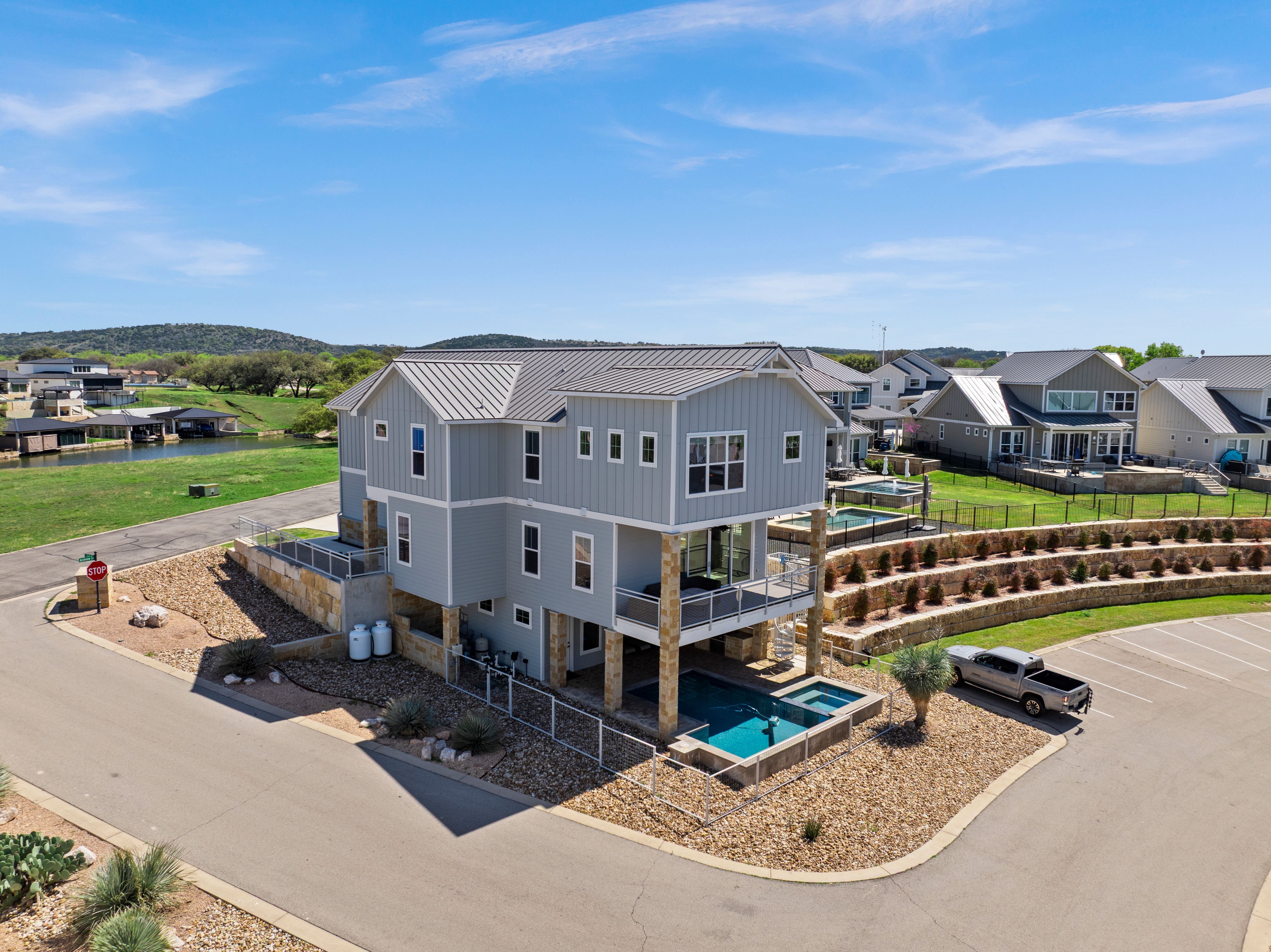  Indulge in the Art of Lake Living - 物件實景