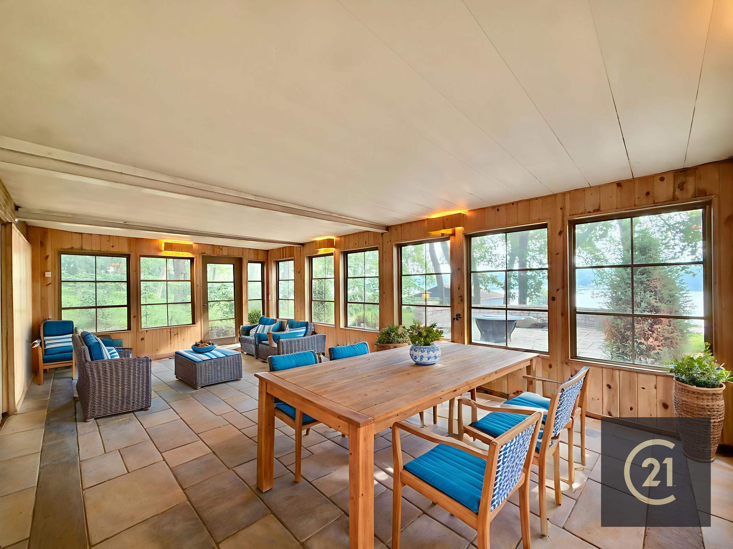 Beloit, Wisconsin, 53511, United States, 4 Bedrooms Bedrooms, ,3 BathroomsBathrooms,Residential,For Sale,1908043