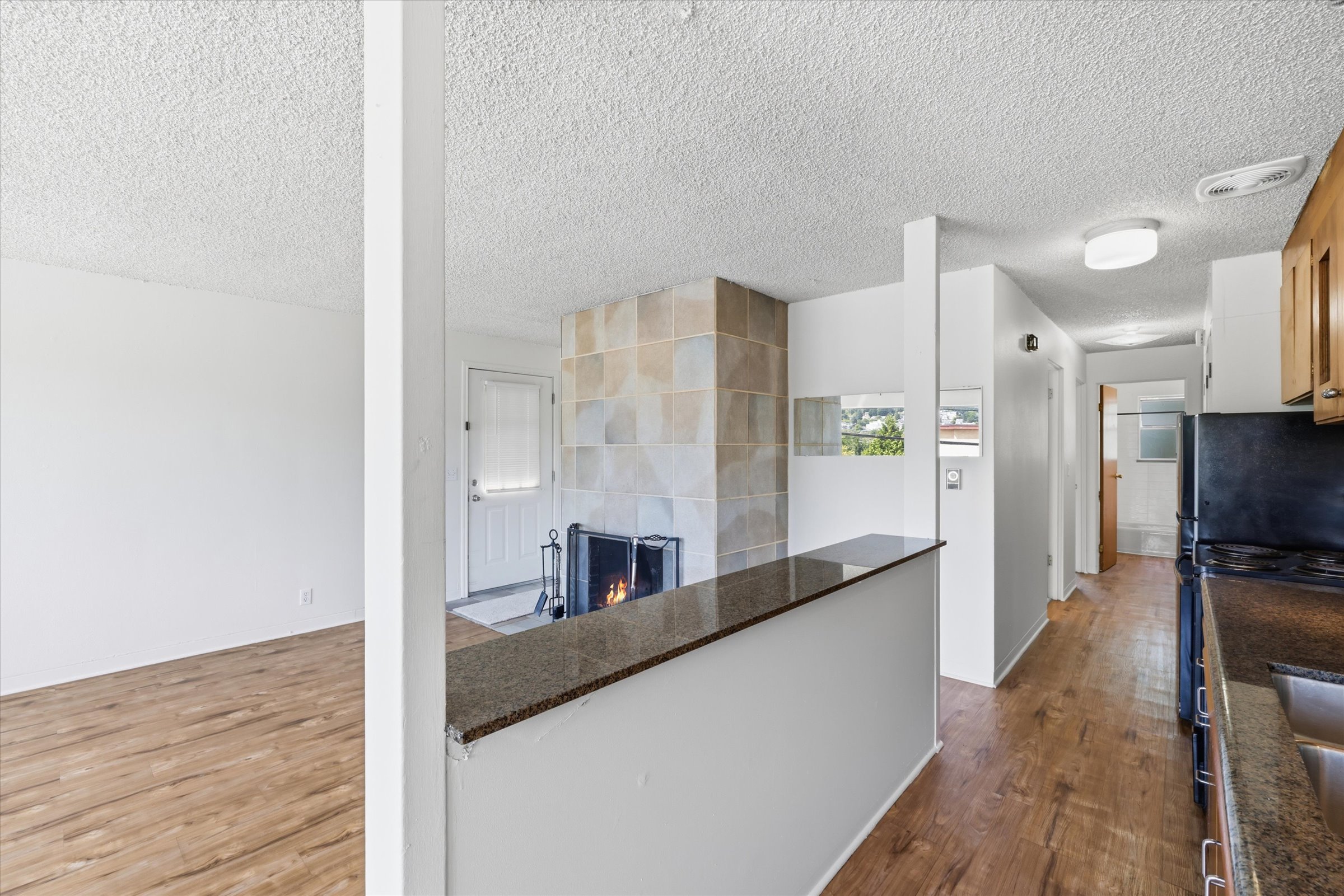 2657 Thorndyke Ave W, Seattle, WA 98199 - 物件實景