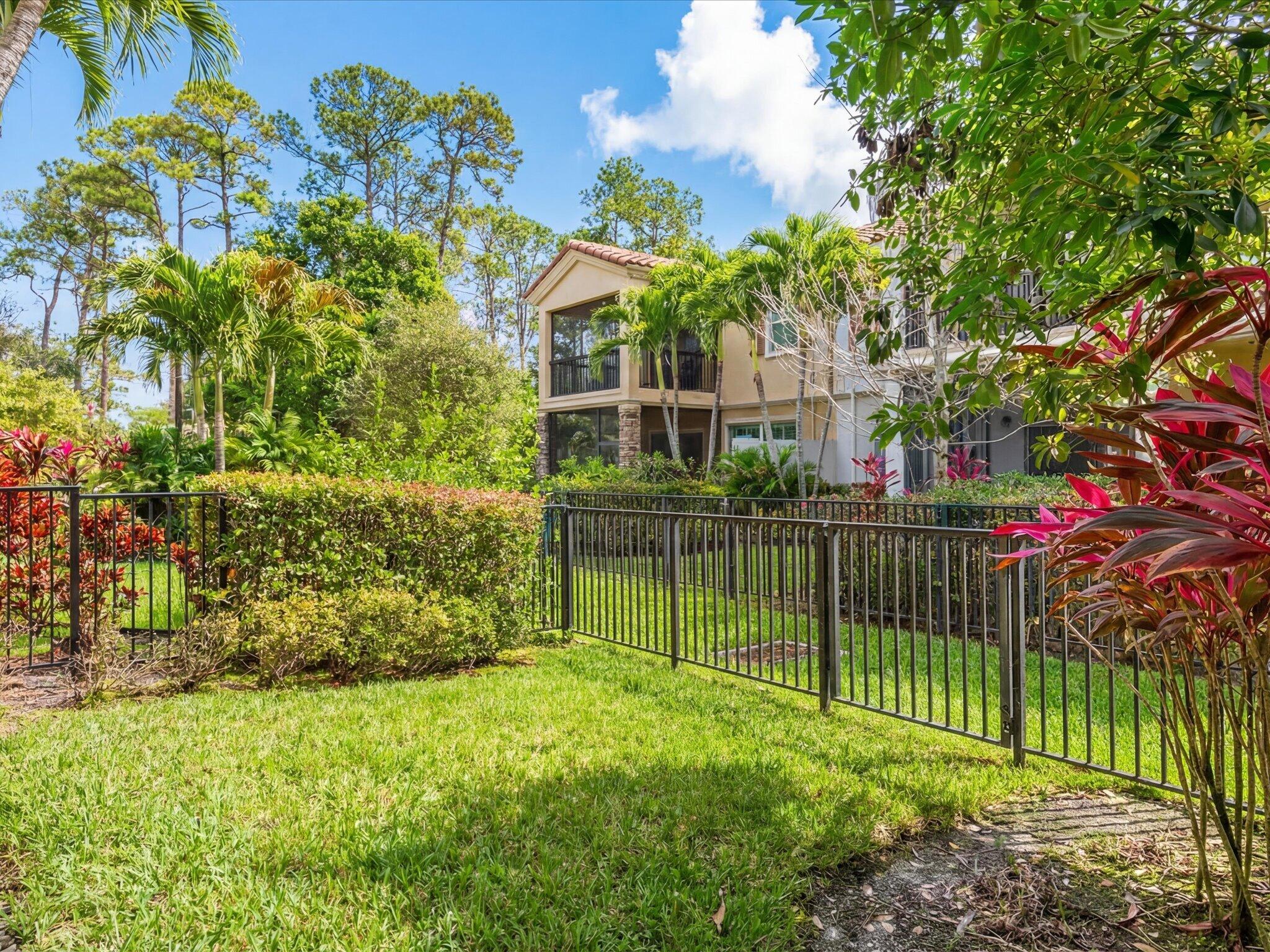  15826 Binks Pointe Terrace - 物件實景