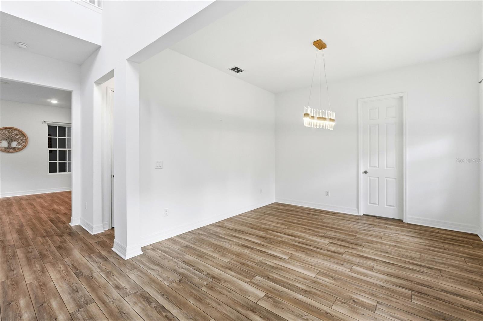 CELEBRATION, Florida, 34747, United States, 4 Bedrooms Bedrooms, ,3 BathroomsBathrooms,Residential,For Sale,1975920