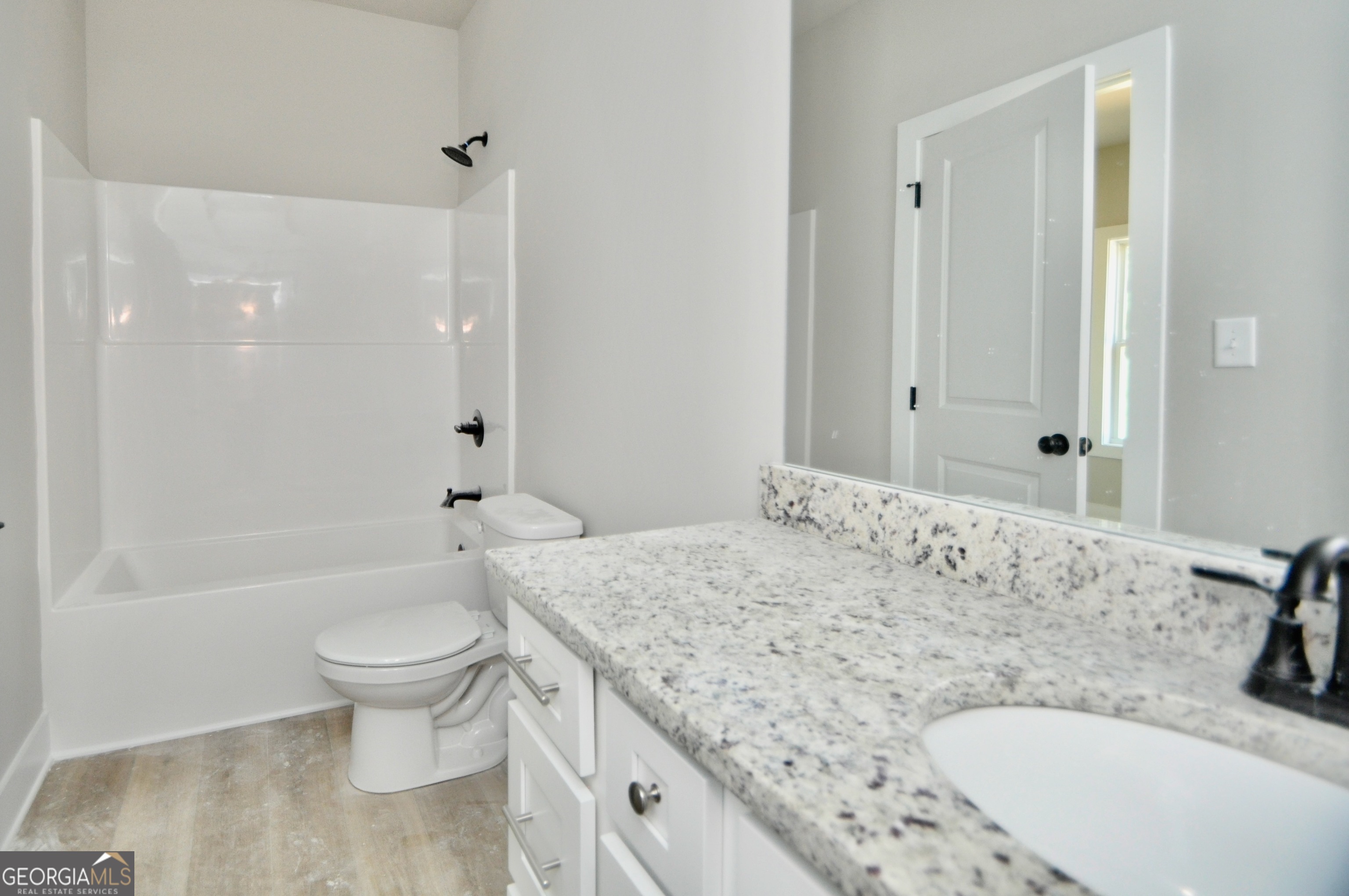 Tignall, Georgia, 30668, United States, 5 Bedrooms Bedrooms, ,3 BathroomsBathrooms,Residential,For Sale,1902123