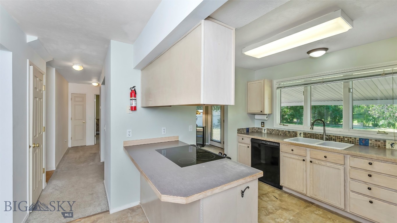 1008 E Missoula, Belgrade, Montana, 59714, United States, 5 Bedrooms Bedrooms, ,3 BathroomsBathrooms,Residential,For Sale,1008 E Missoula,1587986