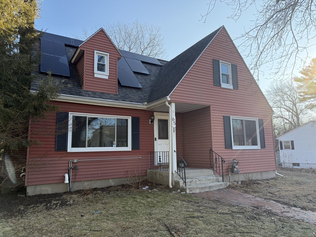 Methuen, Massachusetts, 01844, United States, 3 Bedrooms Bedrooms, ,2 BathroomsBathrooms,Residential,For Sale,2010745