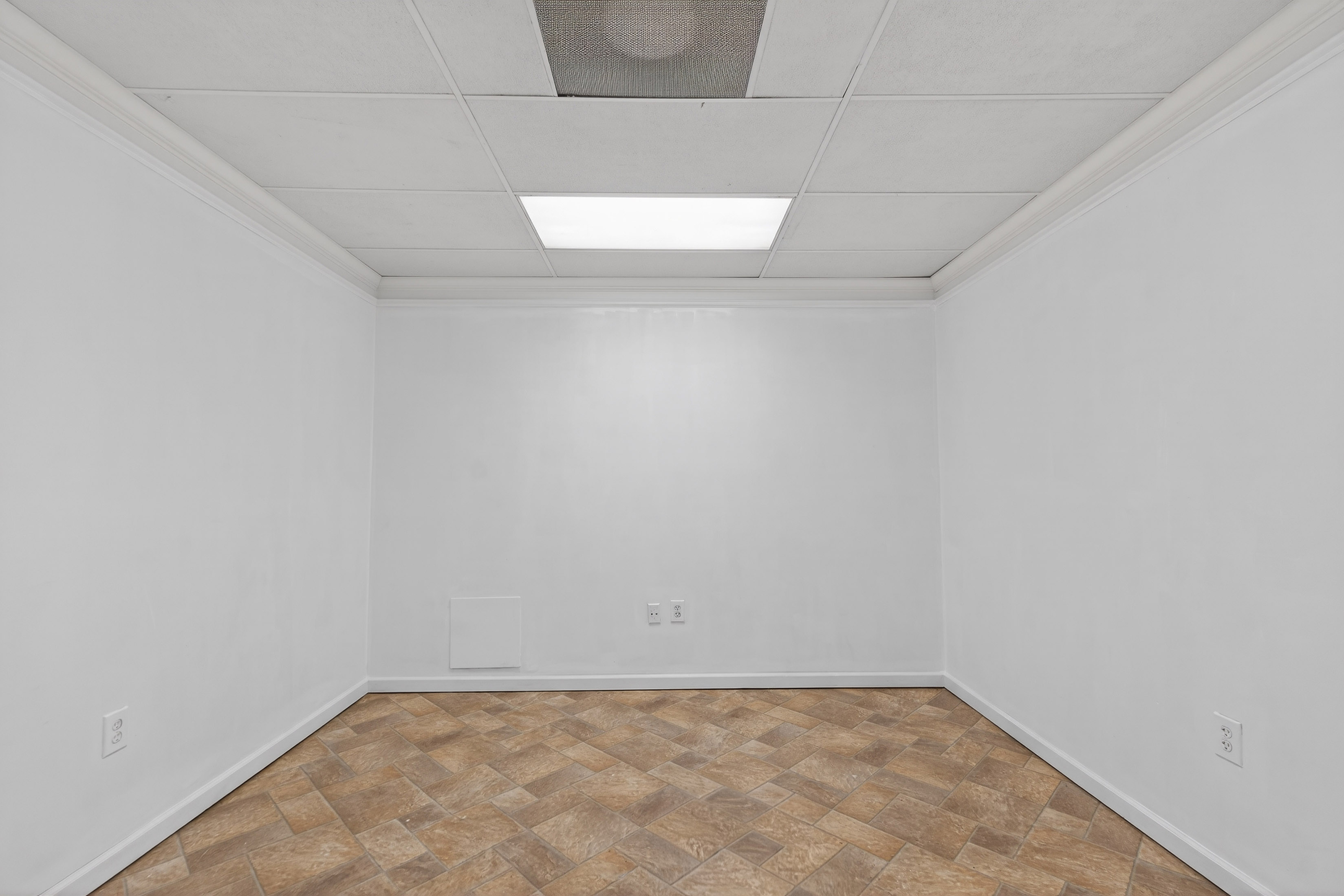  Rare Combination of Privacy, Convenience, and Value: Don’t Miss This Opportunity - 物件實景