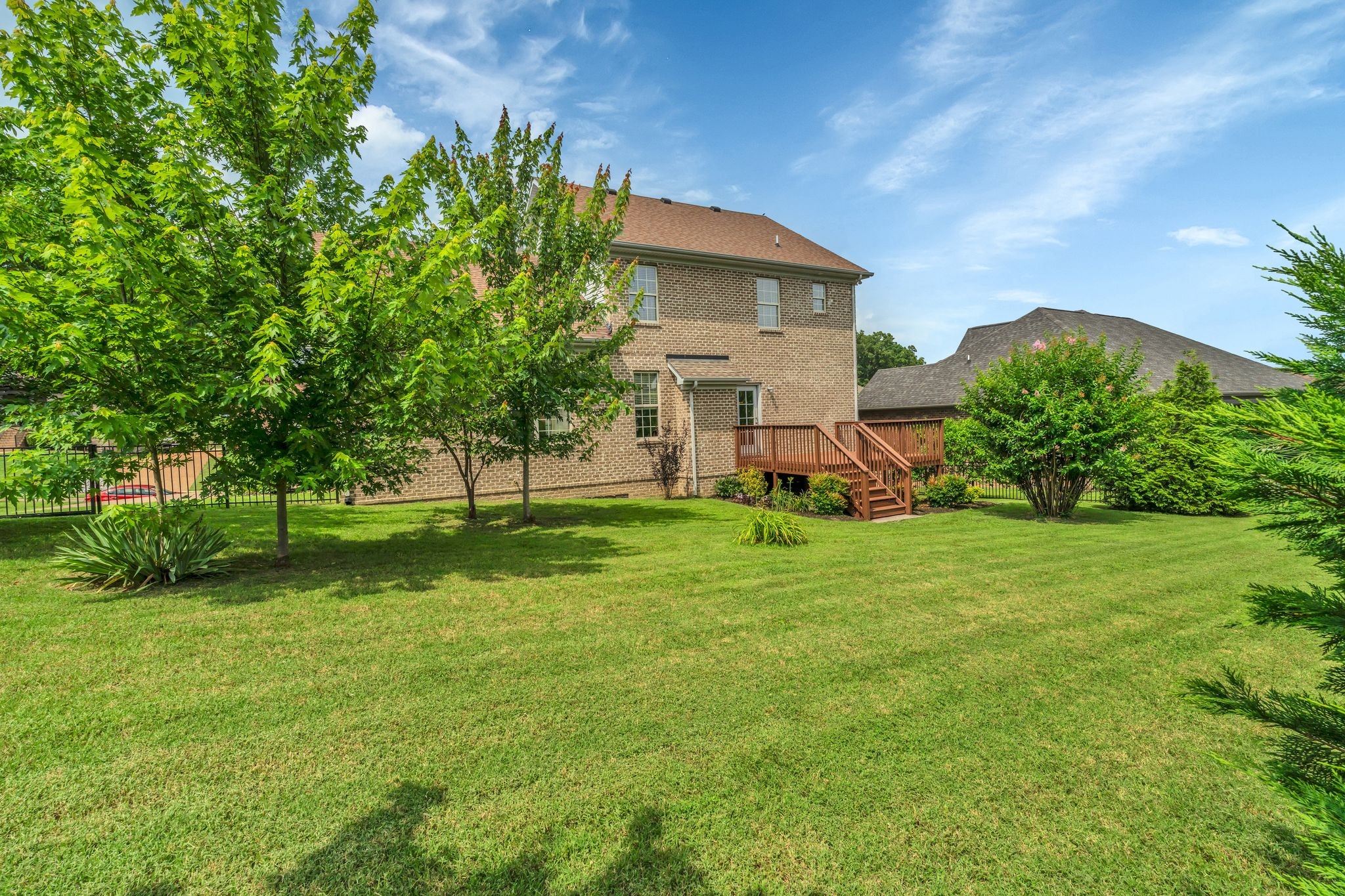 Hendersonville, Tennessee, 37075, United States, 4 Bedrooms Bedrooms, ,3 BathroomsBathrooms,Residential,For Sale,1870626