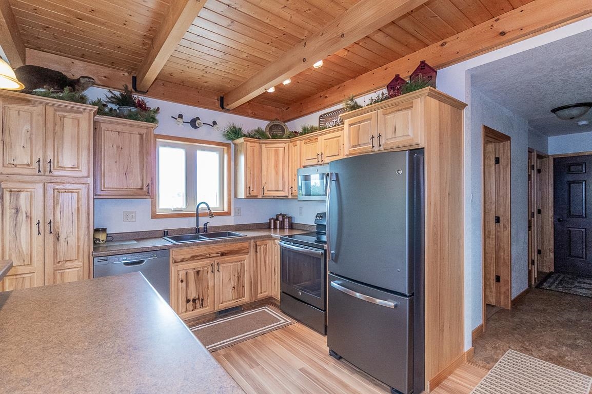 Manawa, Wisconsin, 54949-0000, United States, 2 Bedrooms Bedrooms, ,2 BathroomsBathrooms,Residential,For Sale,1935500