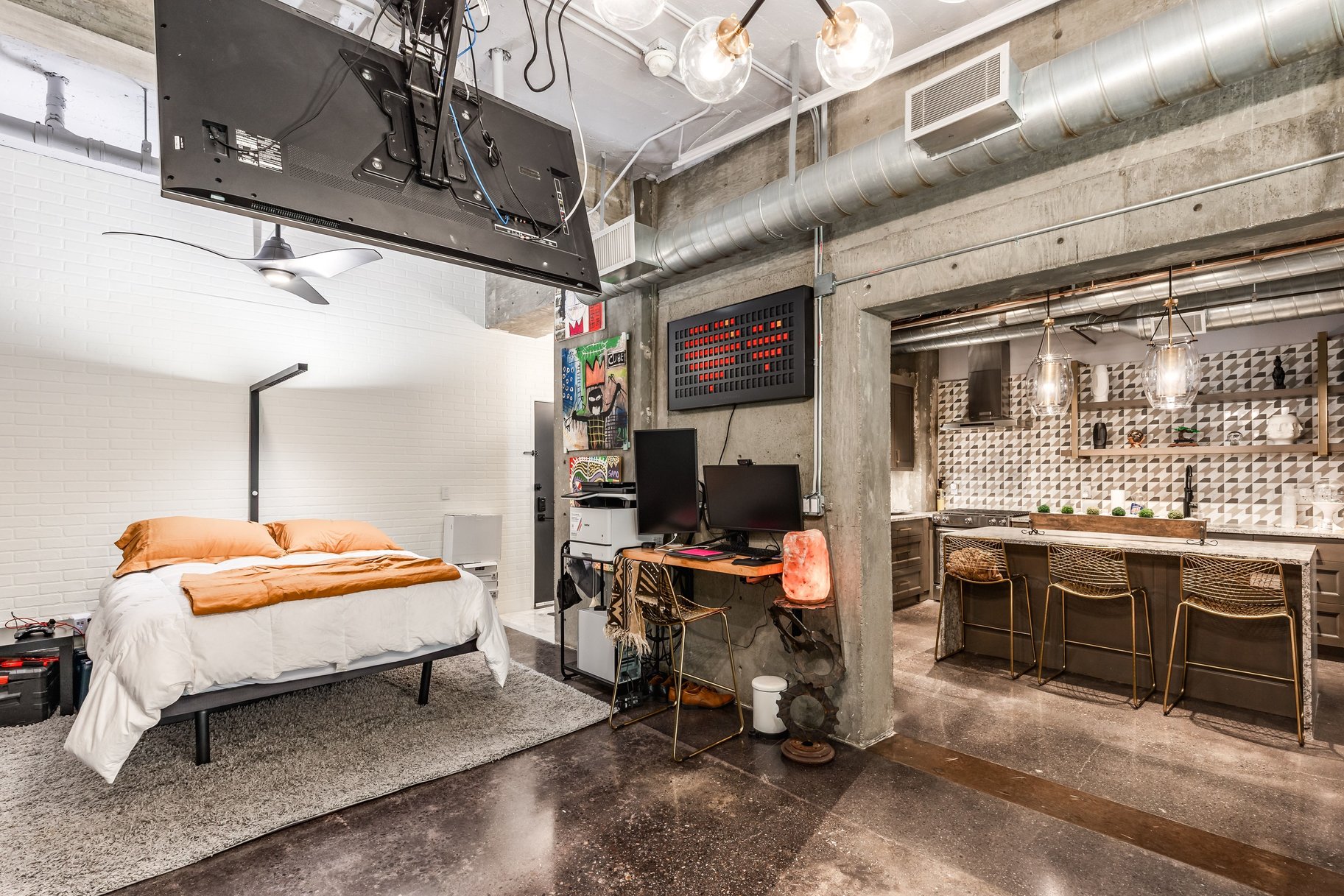  Downtown Historic Loft Meets Smart-Tech Modern Luxury - 物件實景
