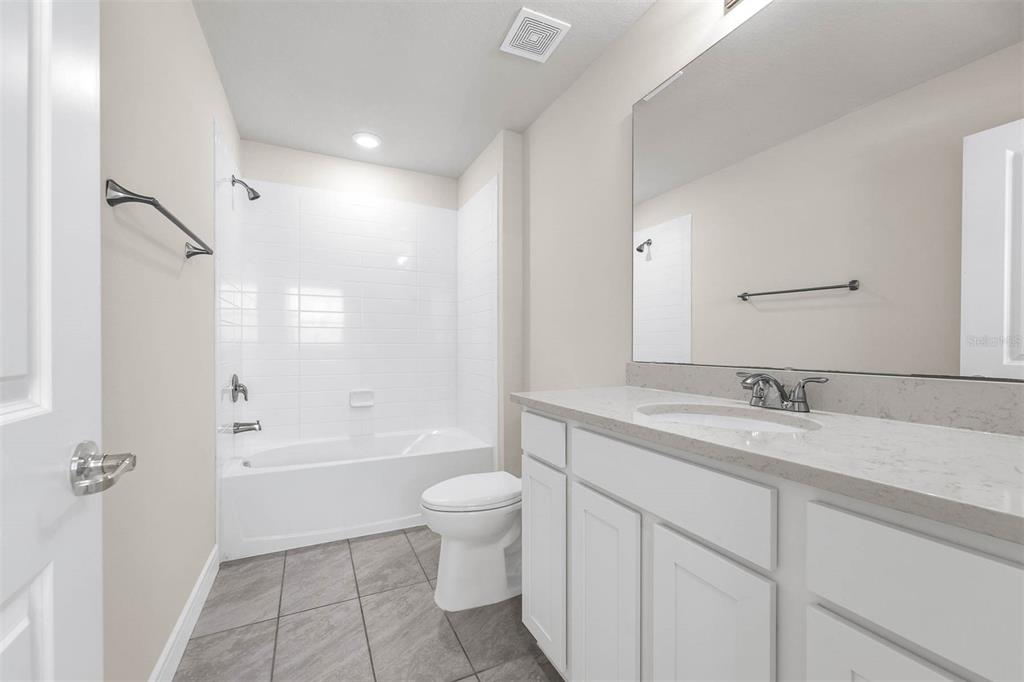 Clermont, Florida, 34714, United States, 5 Bedrooms Bedrooms, ,3 BathroomsBathrooms,Residential,For Sale,1875978