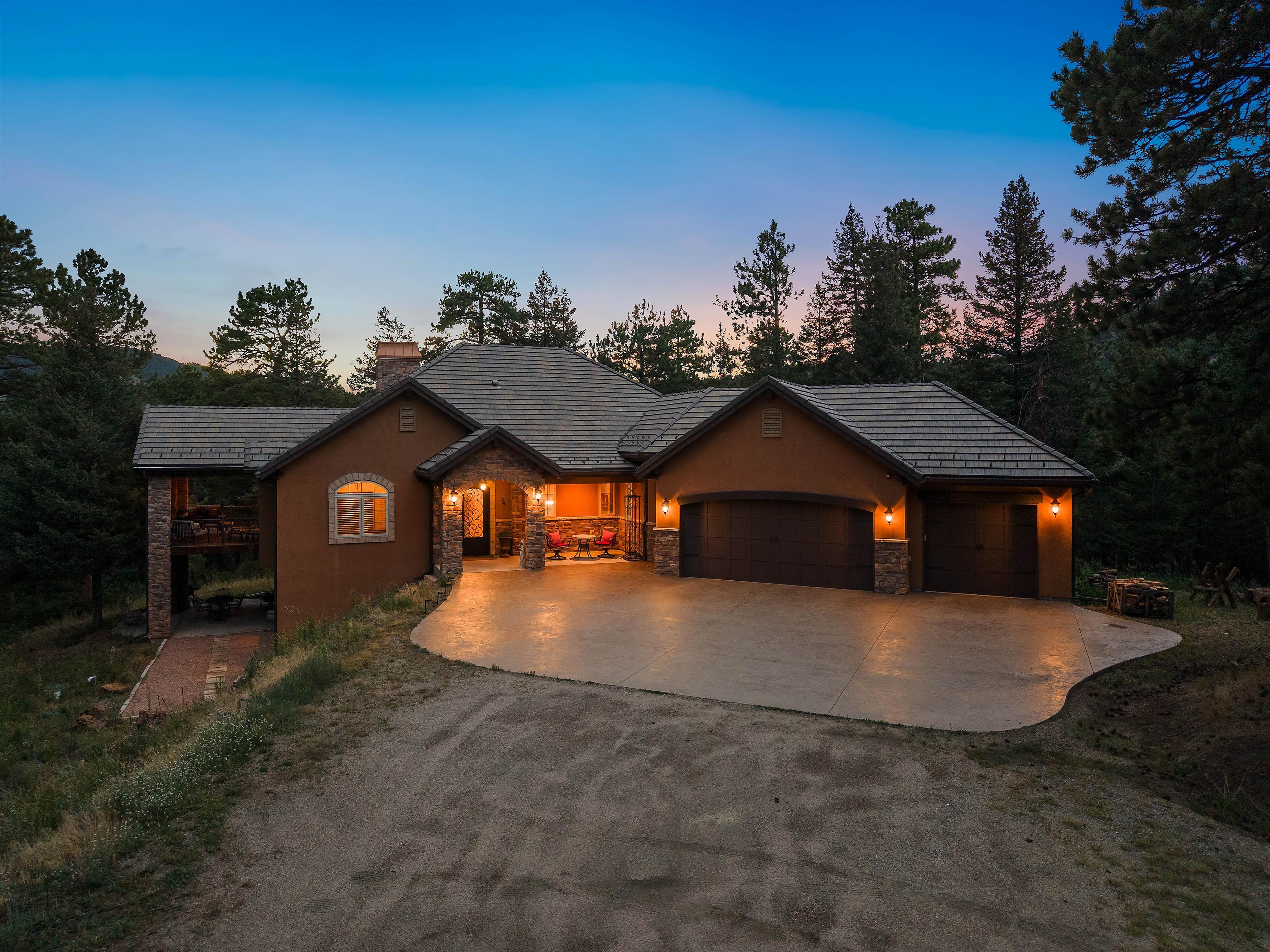  Extraordinary 20 Acre Mountain Estate Bordering Protected Wilderness - 物件實景