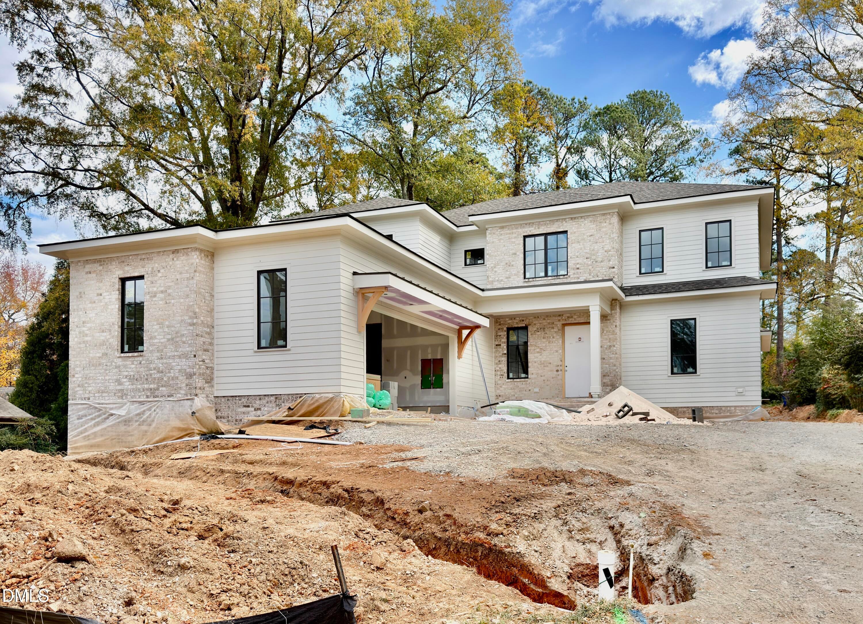 Raleigh, North Carolina, 27608, United States, 4 Bedrooms Bedrooms, ,6 BathroomsBathrooms,Residential,For Sale,1988275